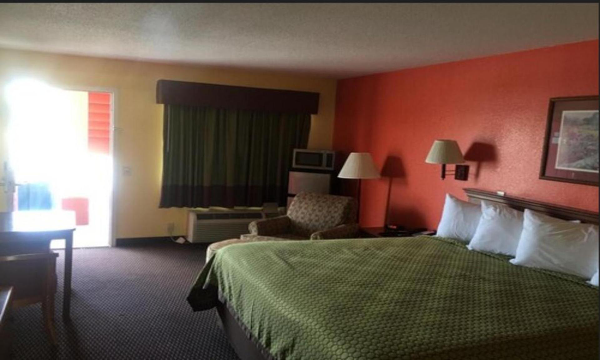 Fairbridge Inn & Suites Hawkinsville photo 3