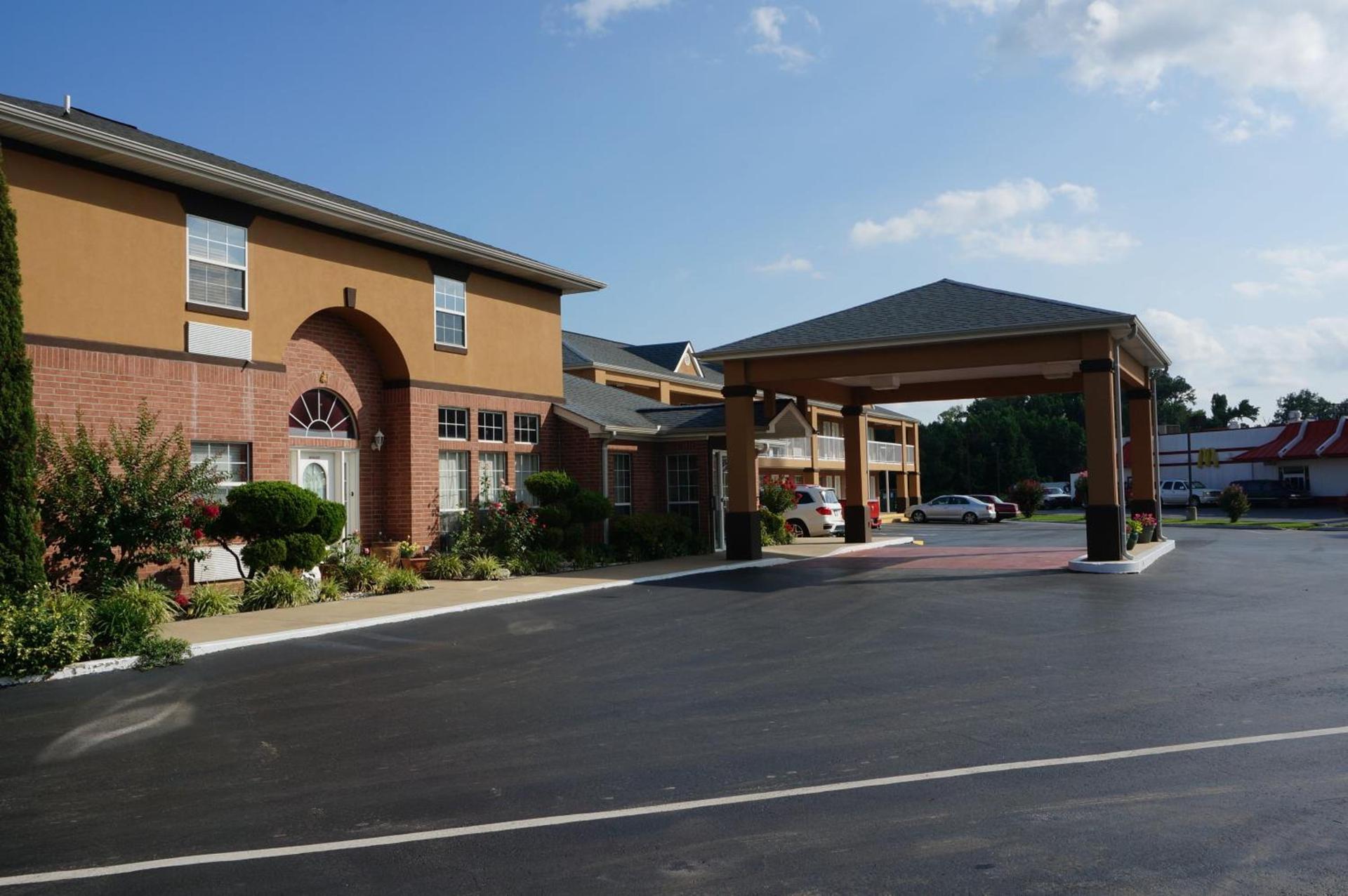 Budget Inn Beebe photo 1