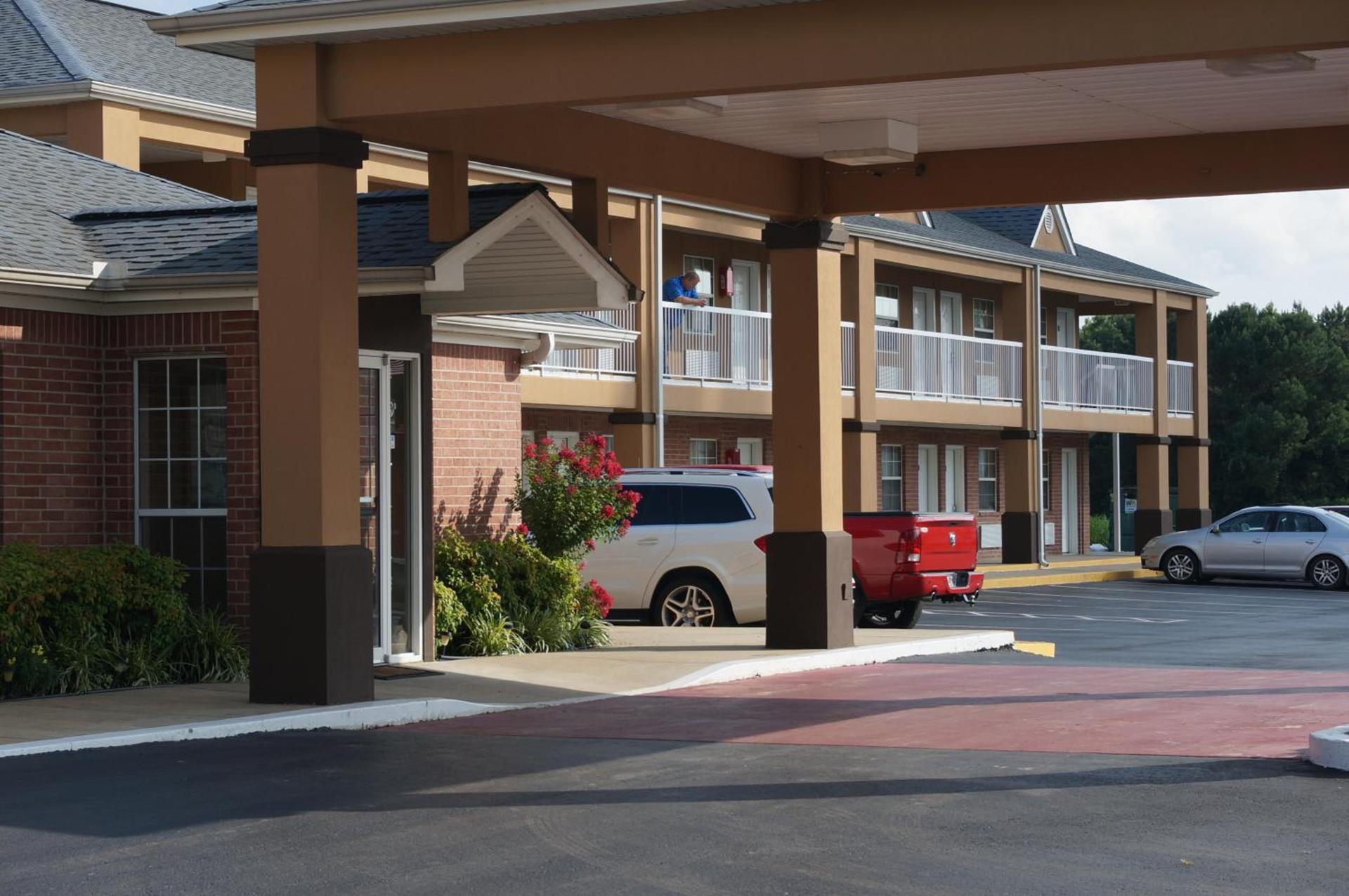 Budget Inn Beebe photo 2