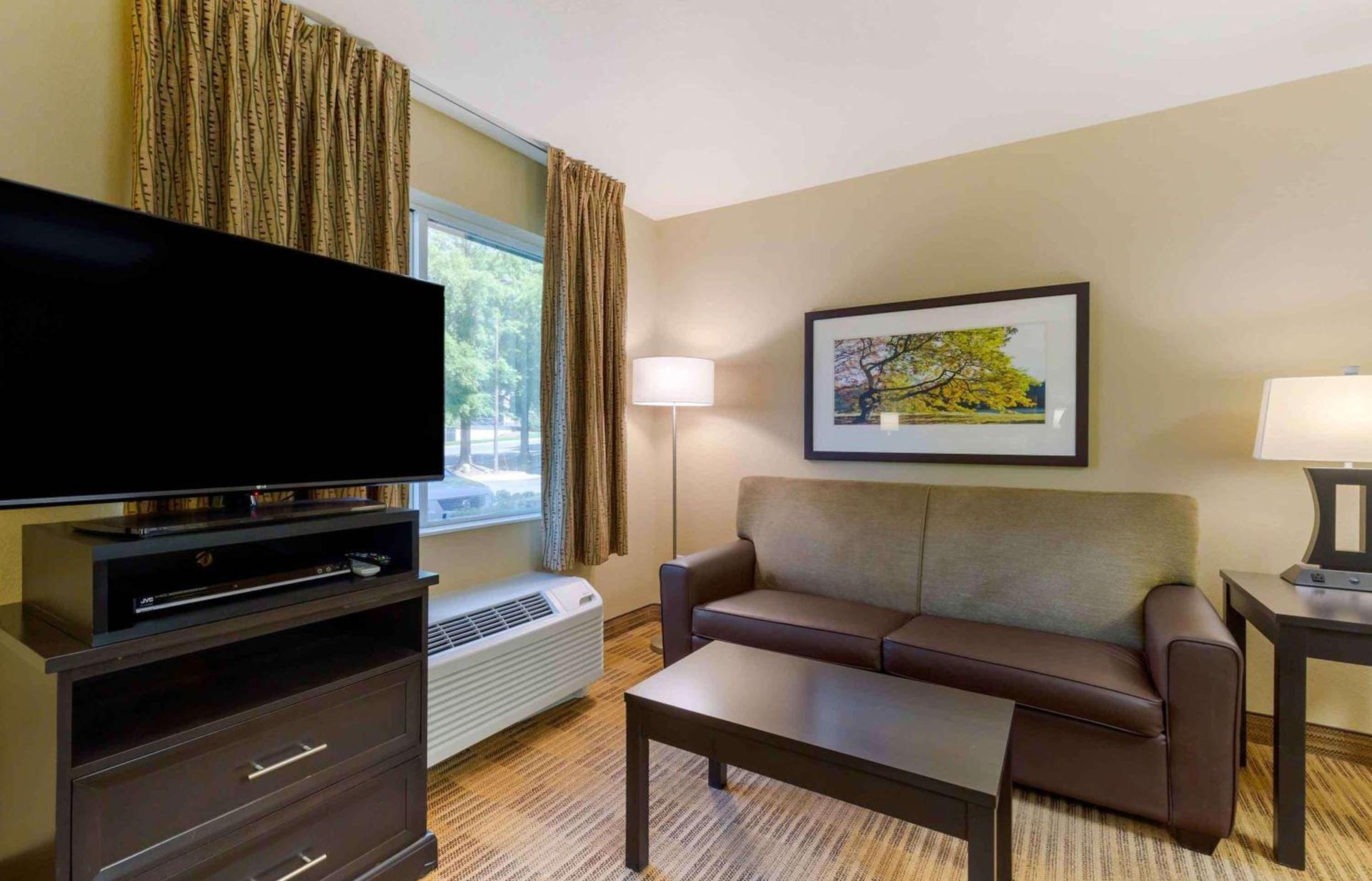 Extended Stay America Suites - Washington, DC - Fairfax photo 26