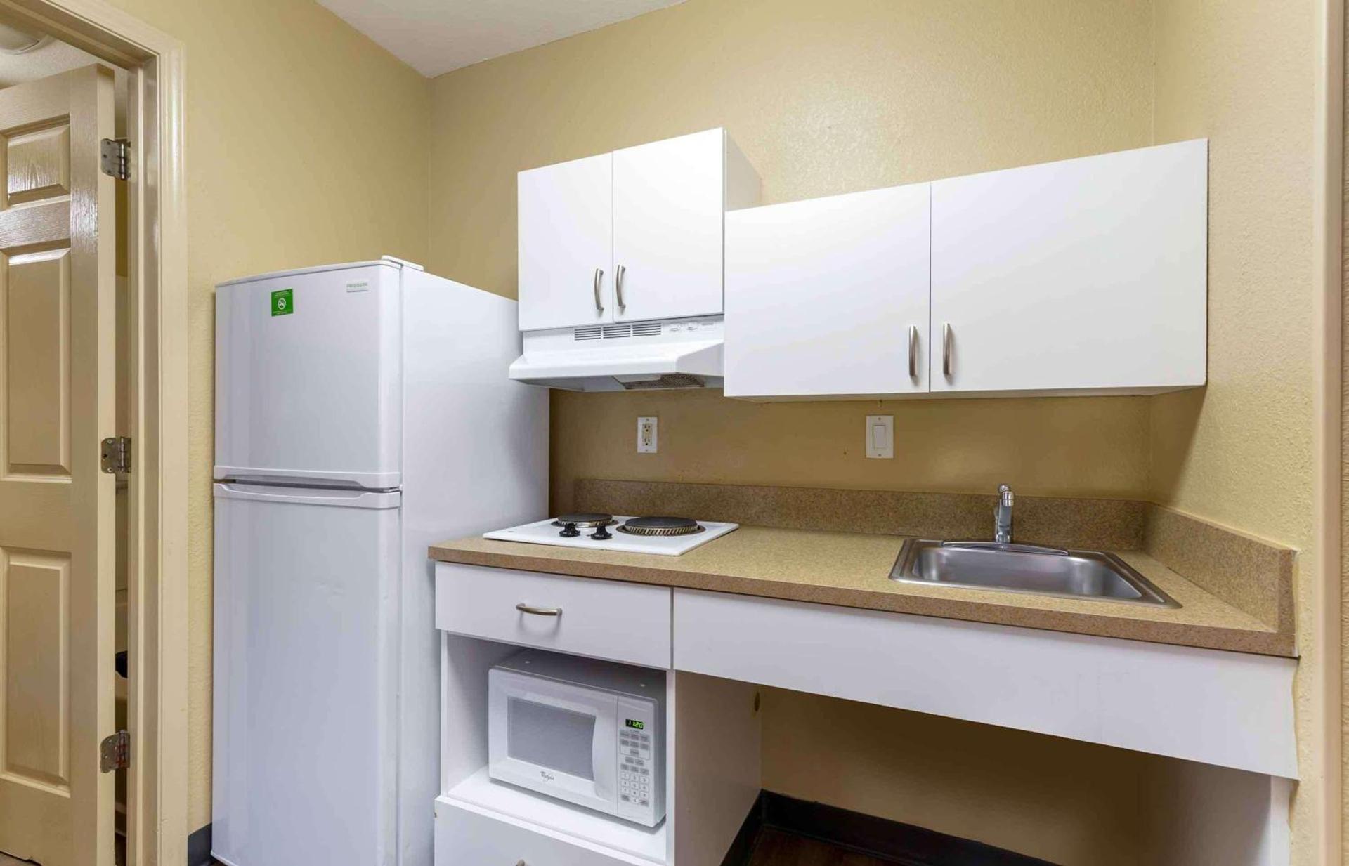 Extended Stay America Suites - Washington, DC - Fairfax photo 49