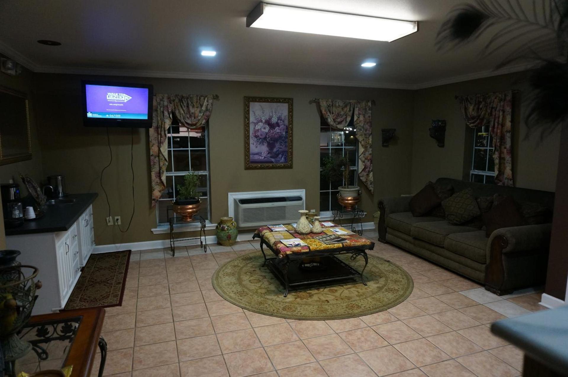 Budget Inn Beebe photo 9