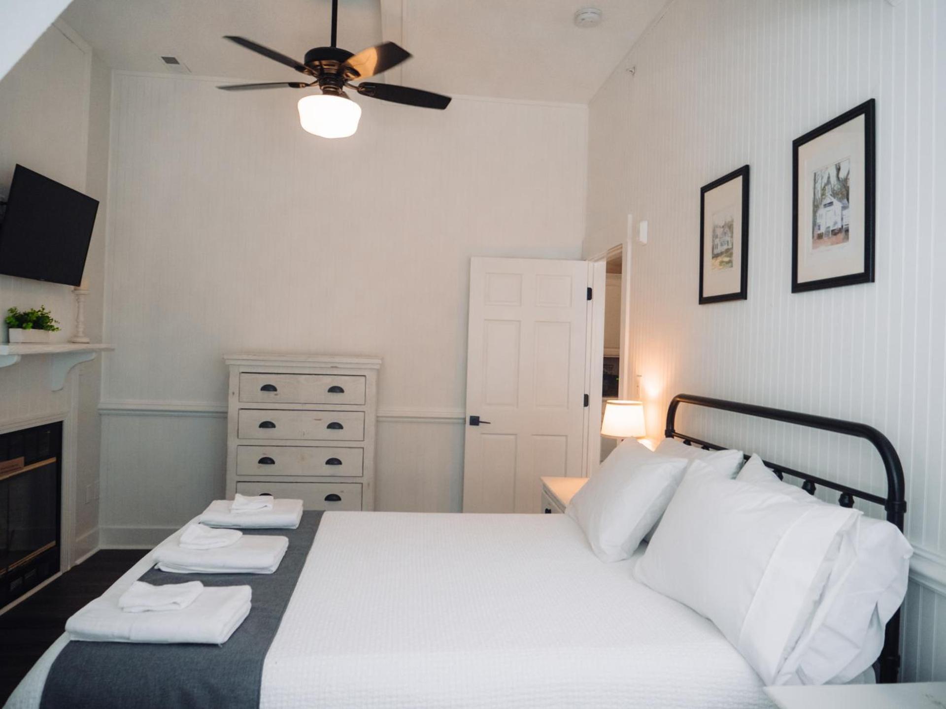Wild Horse Inn photo 37