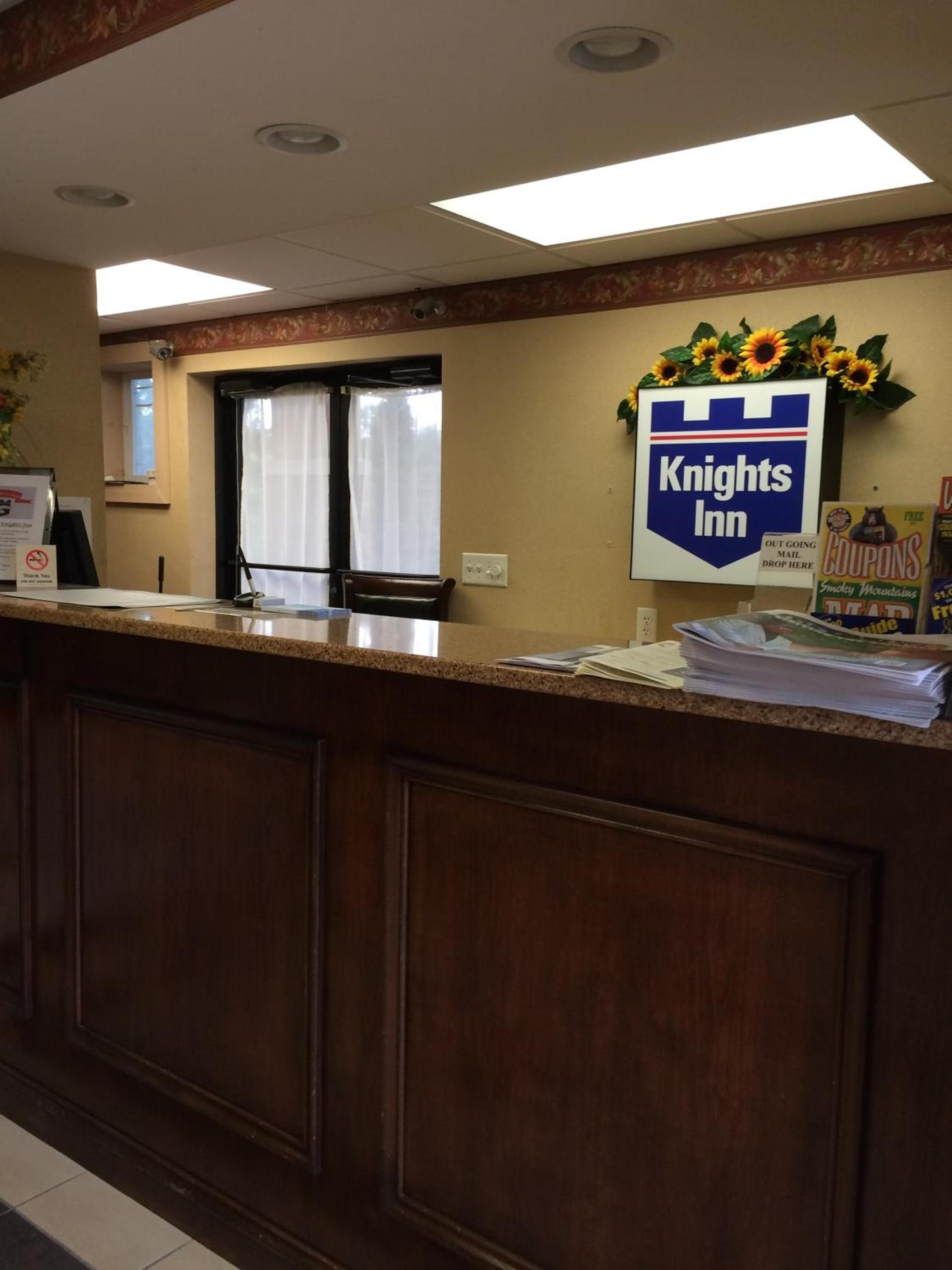 Knights Inn Newport photo 4