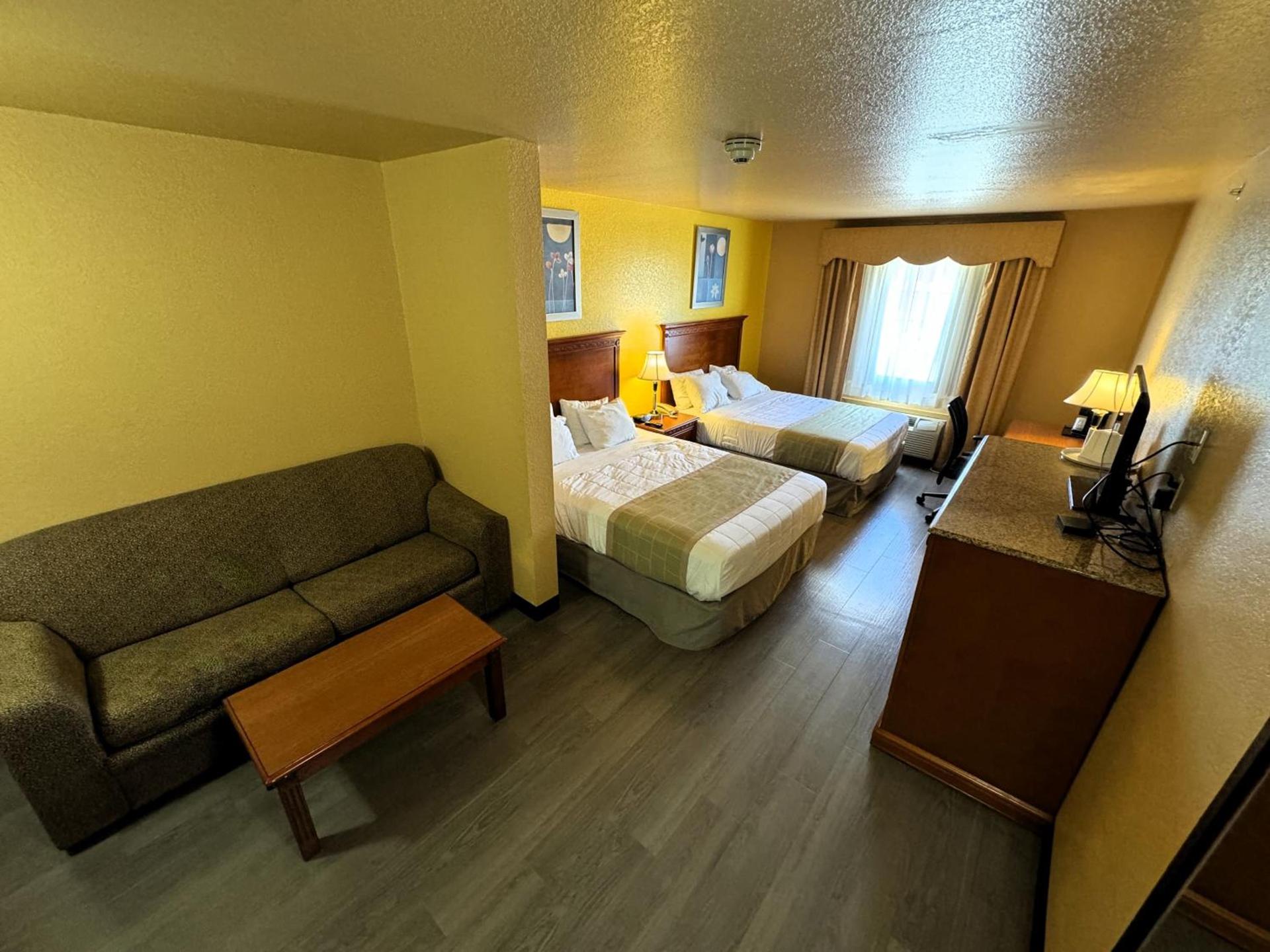 McAlester Inn and Suites photo 7