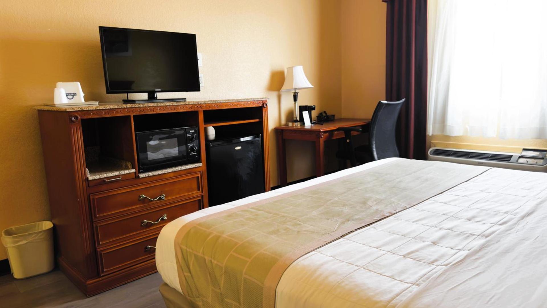 McAlester Inn and Suites photo 17