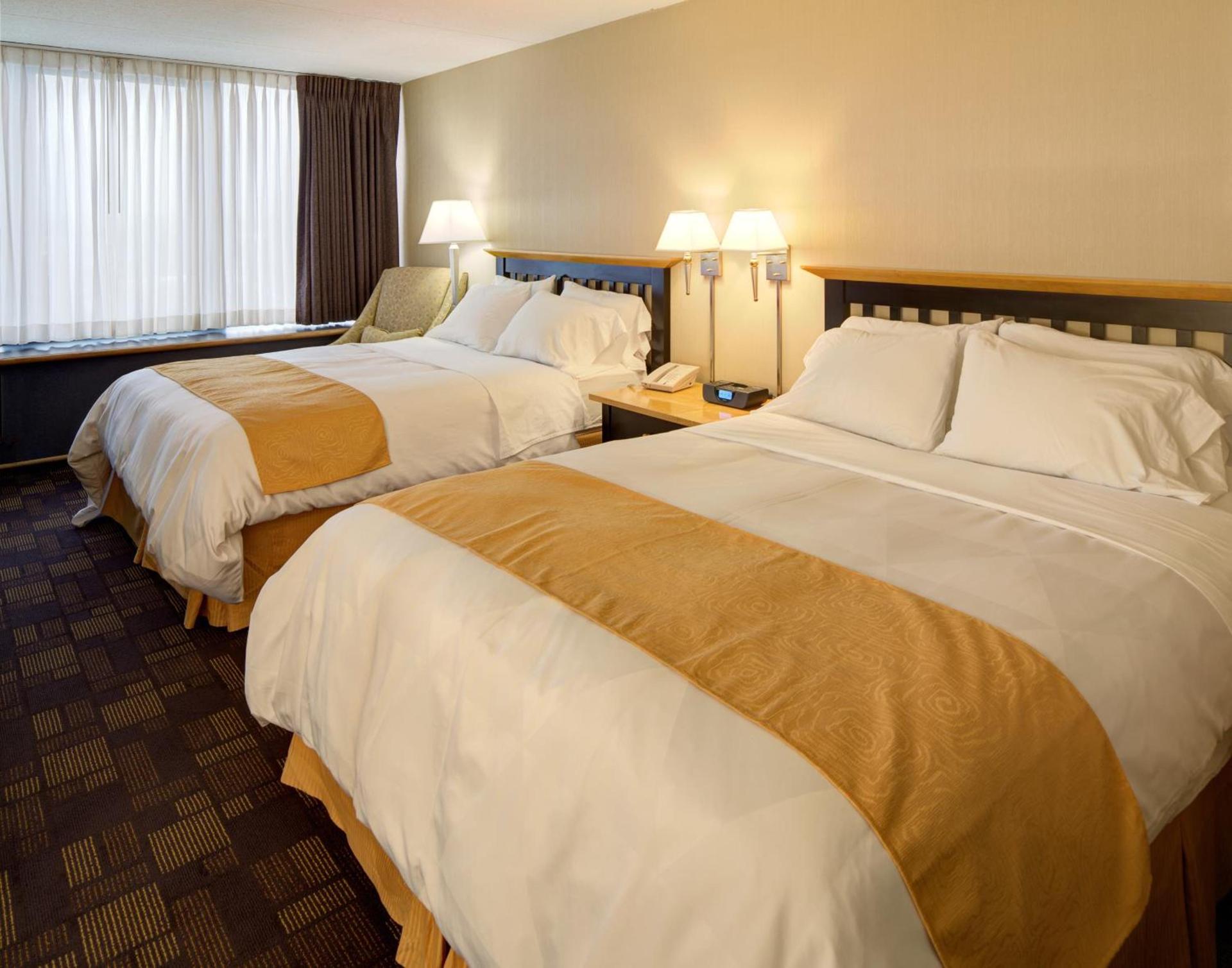 Radisson Hotel Milwaukee West photo 12