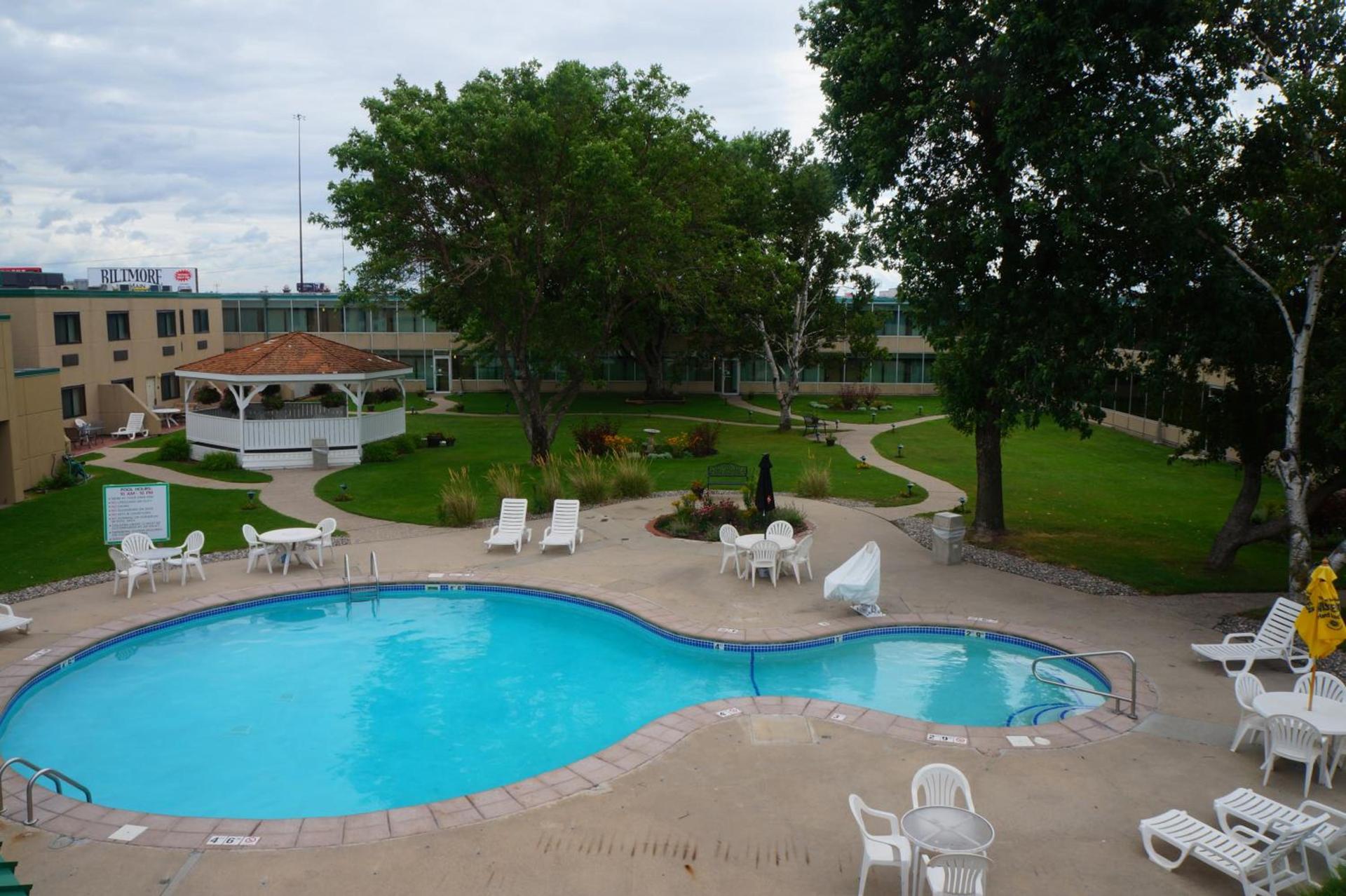 The Biltmore Hotel & Suites Main Avenue photo 10