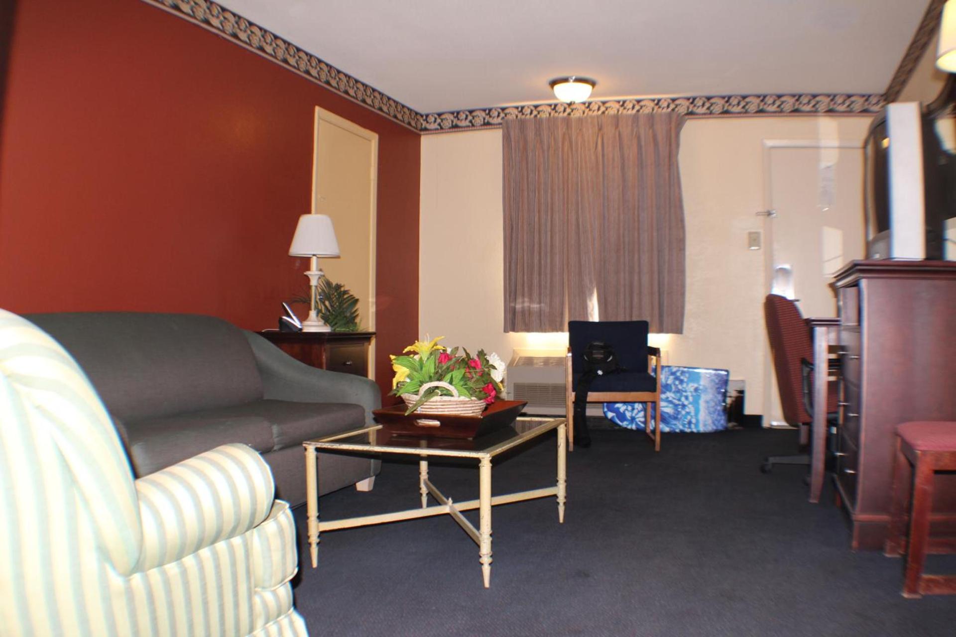 Value Inn & Suites - Harlingen photo 14