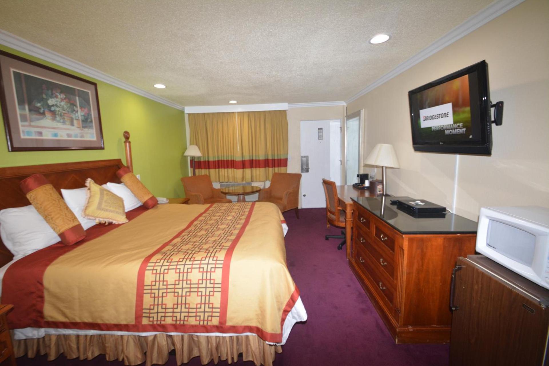 Imperial Inn Oakland photo 36