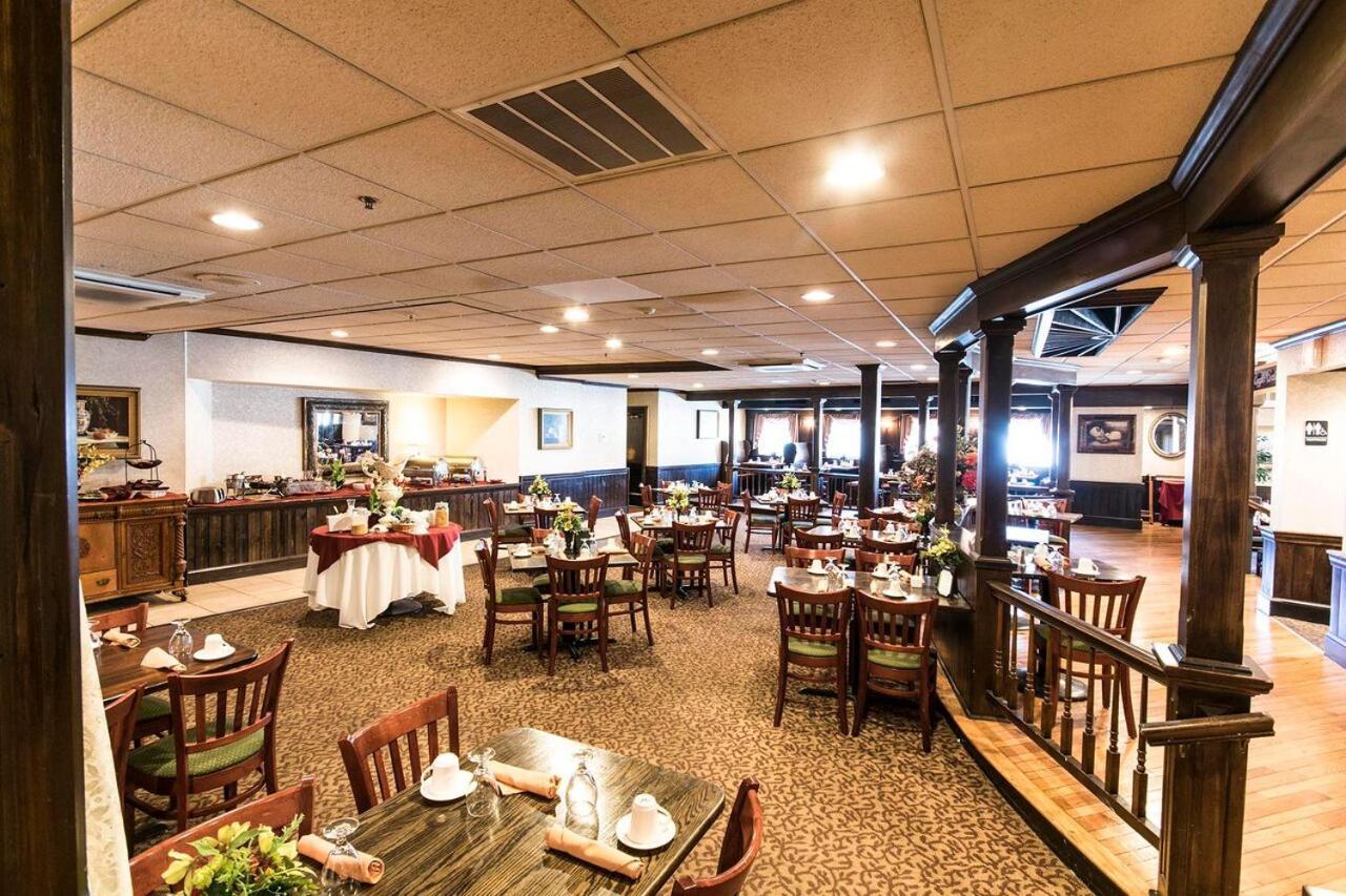 The Inn at Reading Hotel & Conference Center photo 3