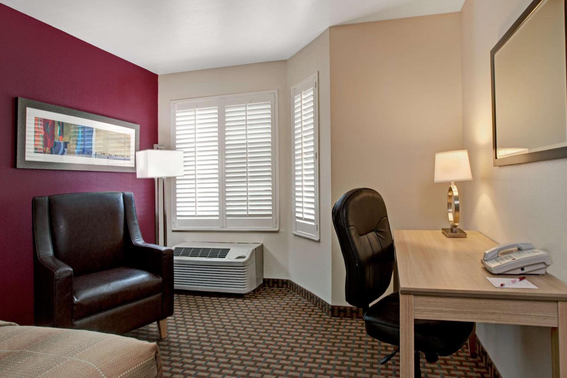 Ramada Limited and Suites San Francisco Airport photo 10