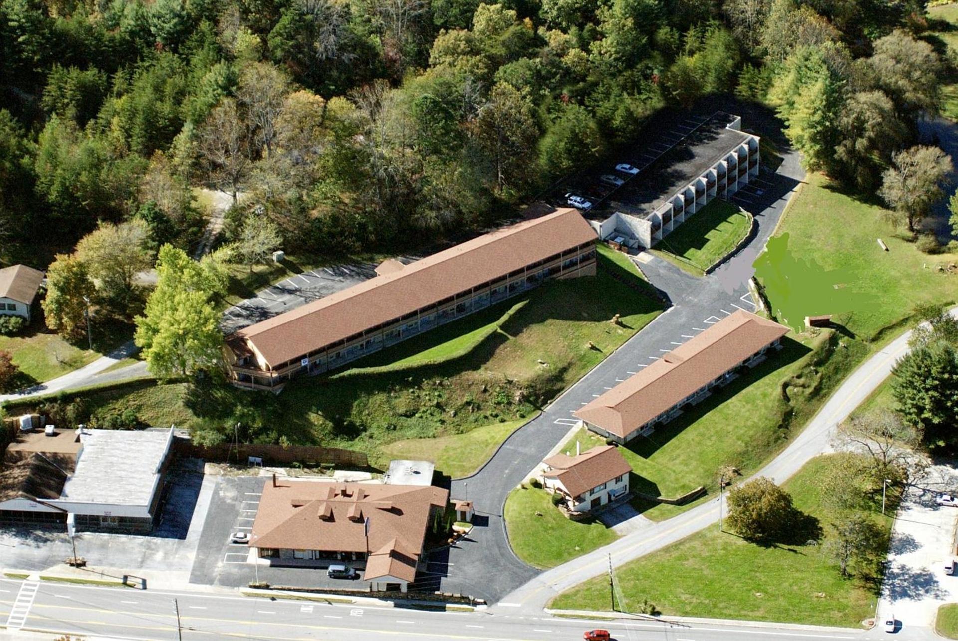 Budgetel Inn & Suites photo 60