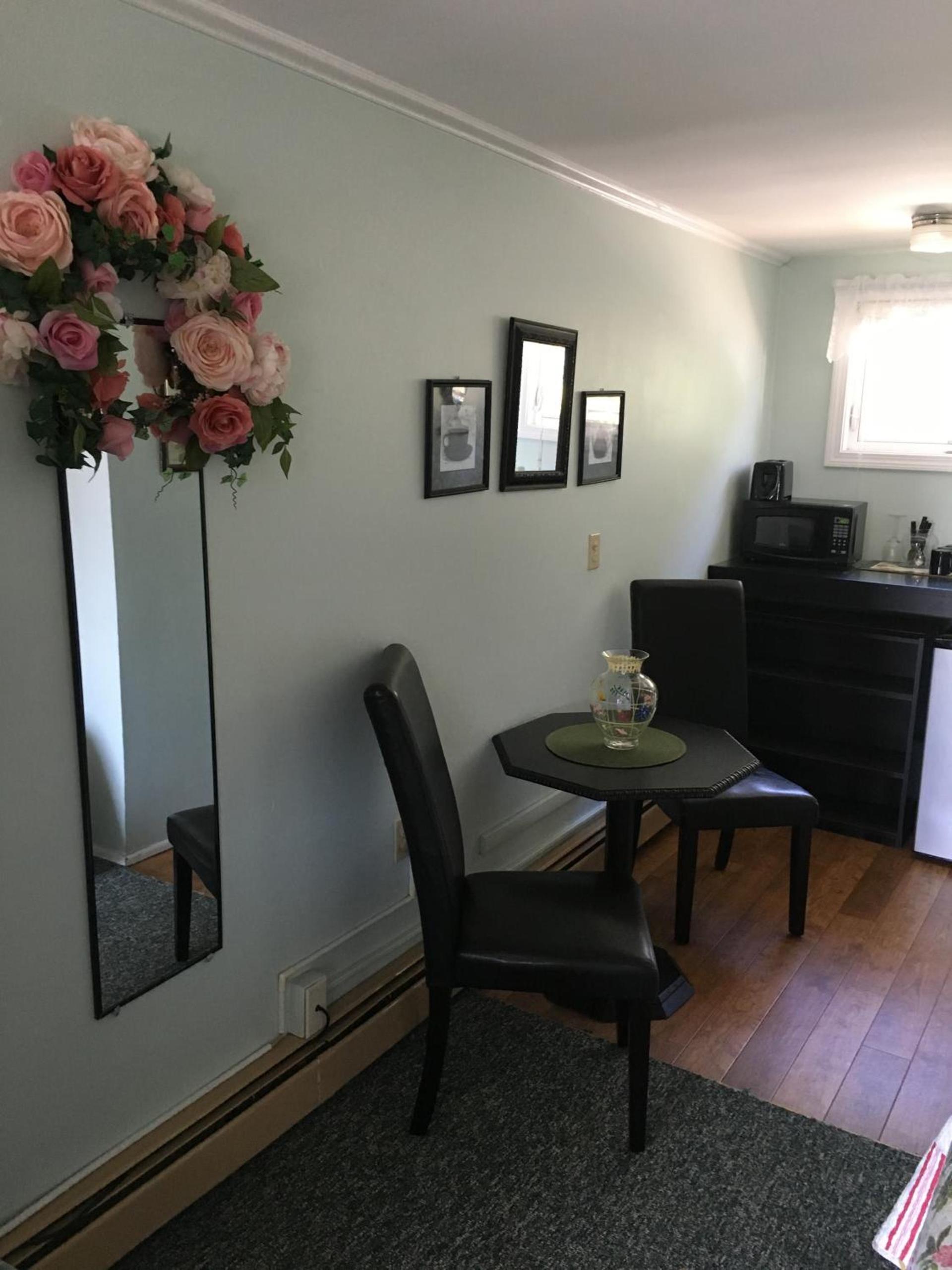 Crosswinds Motel photo 29