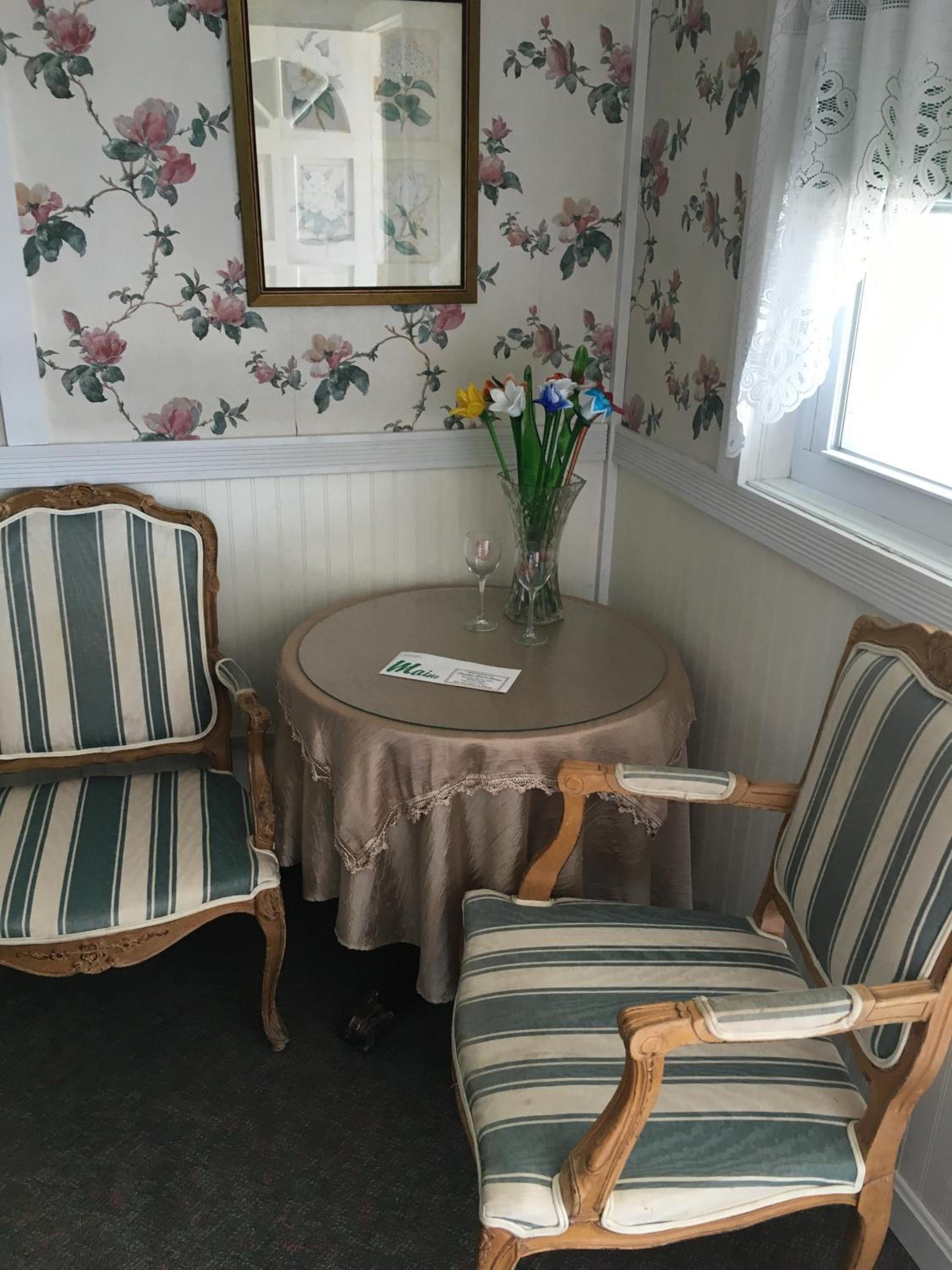 Crosswinds Motel photo 32