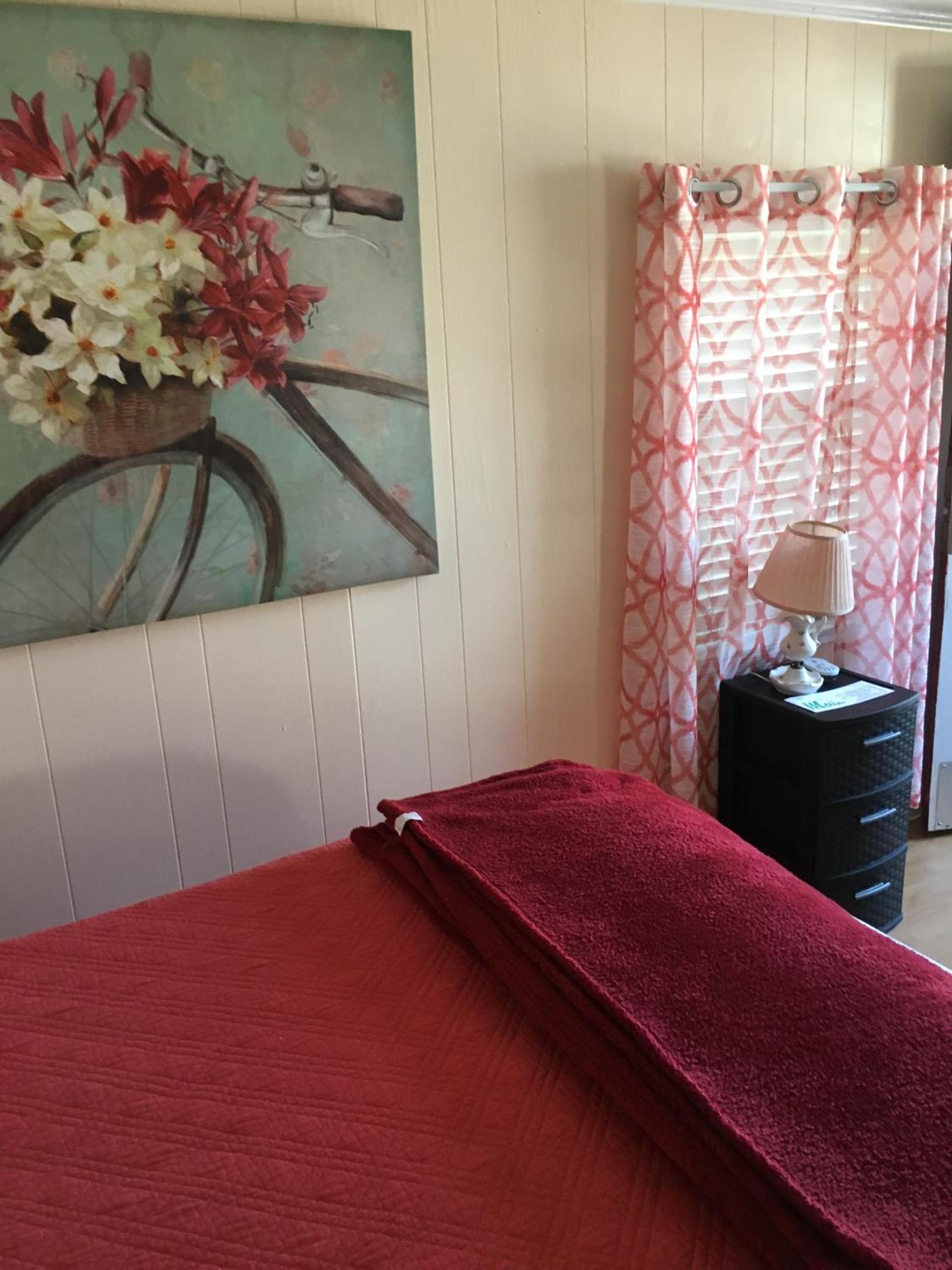 Crosswinds Motel photo 75