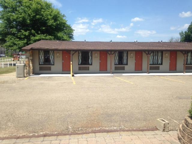 Deer Creek Motel photo 26