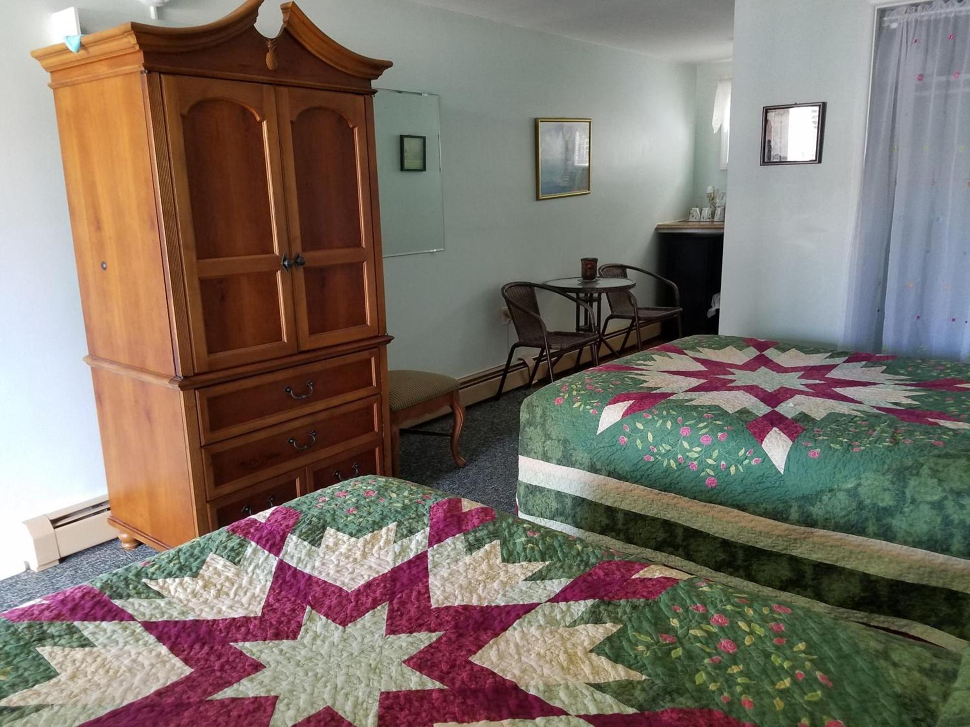 Crosswinds Motel photo 17