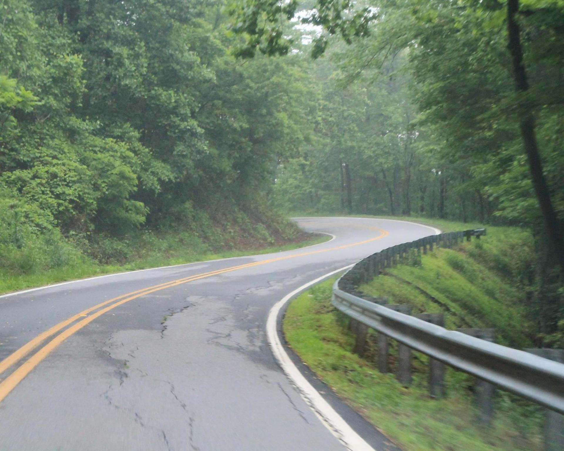 Mt Mitchell Cabin Rentals photo 12