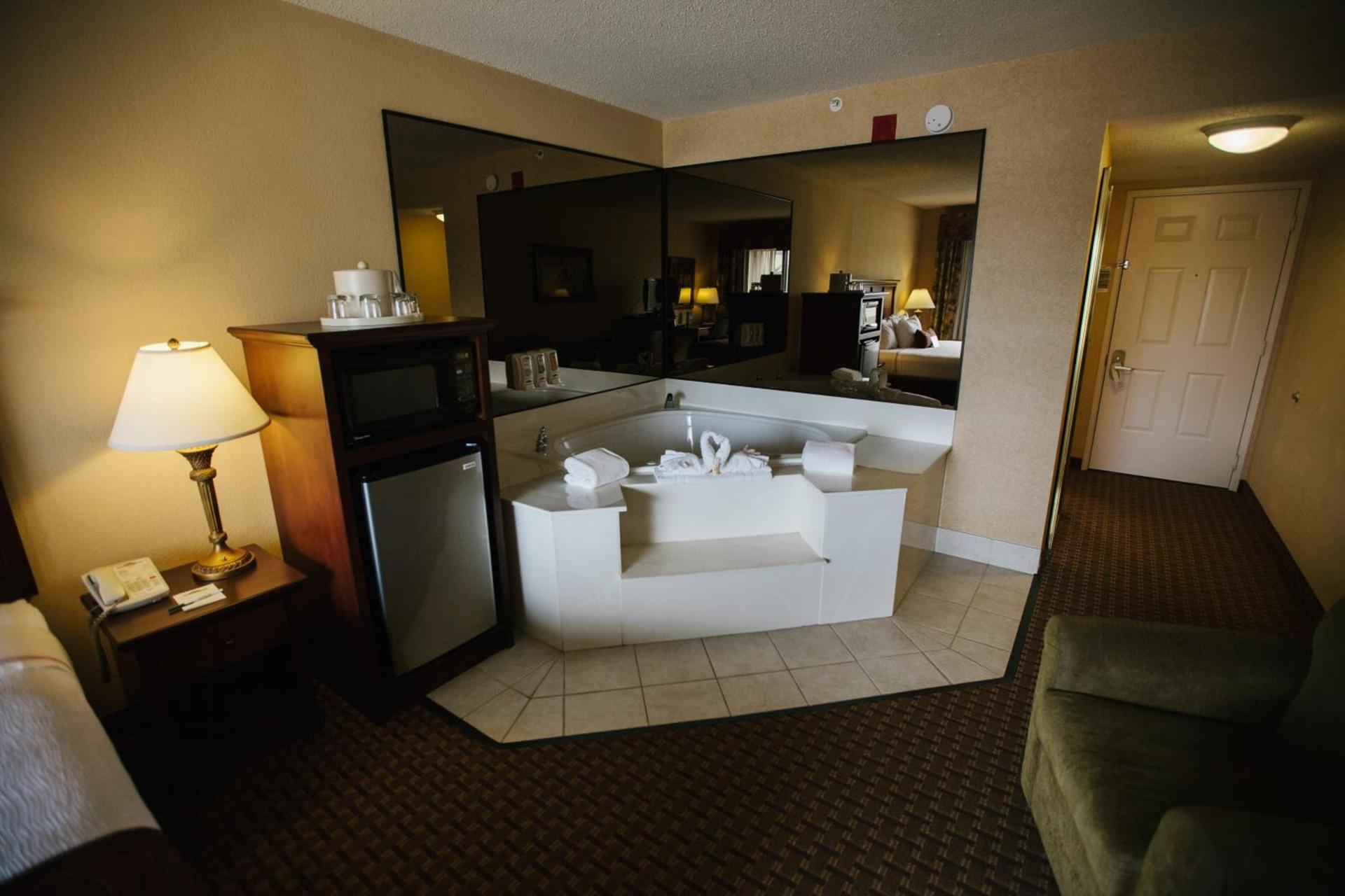 Grand Plaza Hotel Branson photo 22