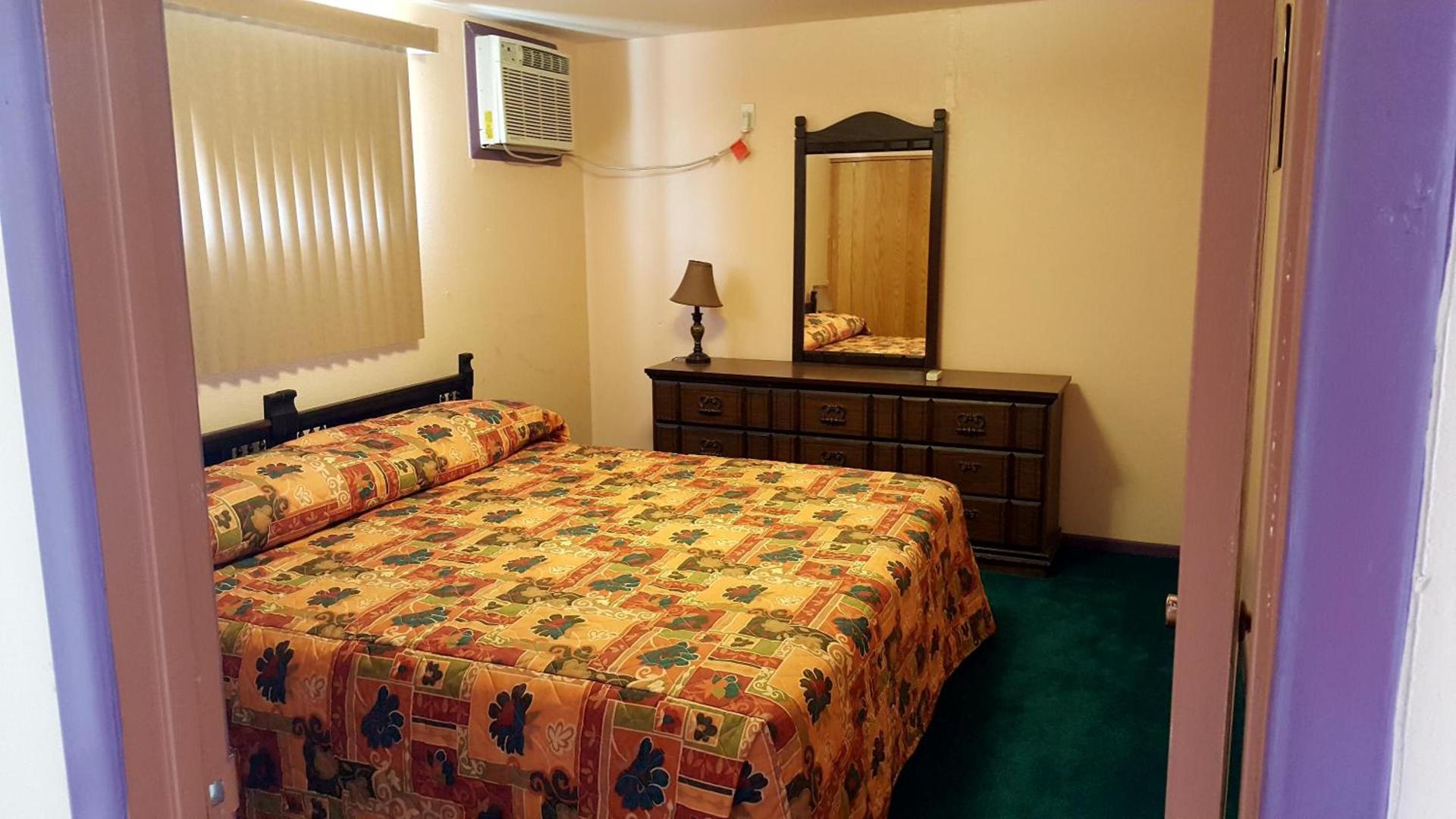 Westernaire Motel photo 15