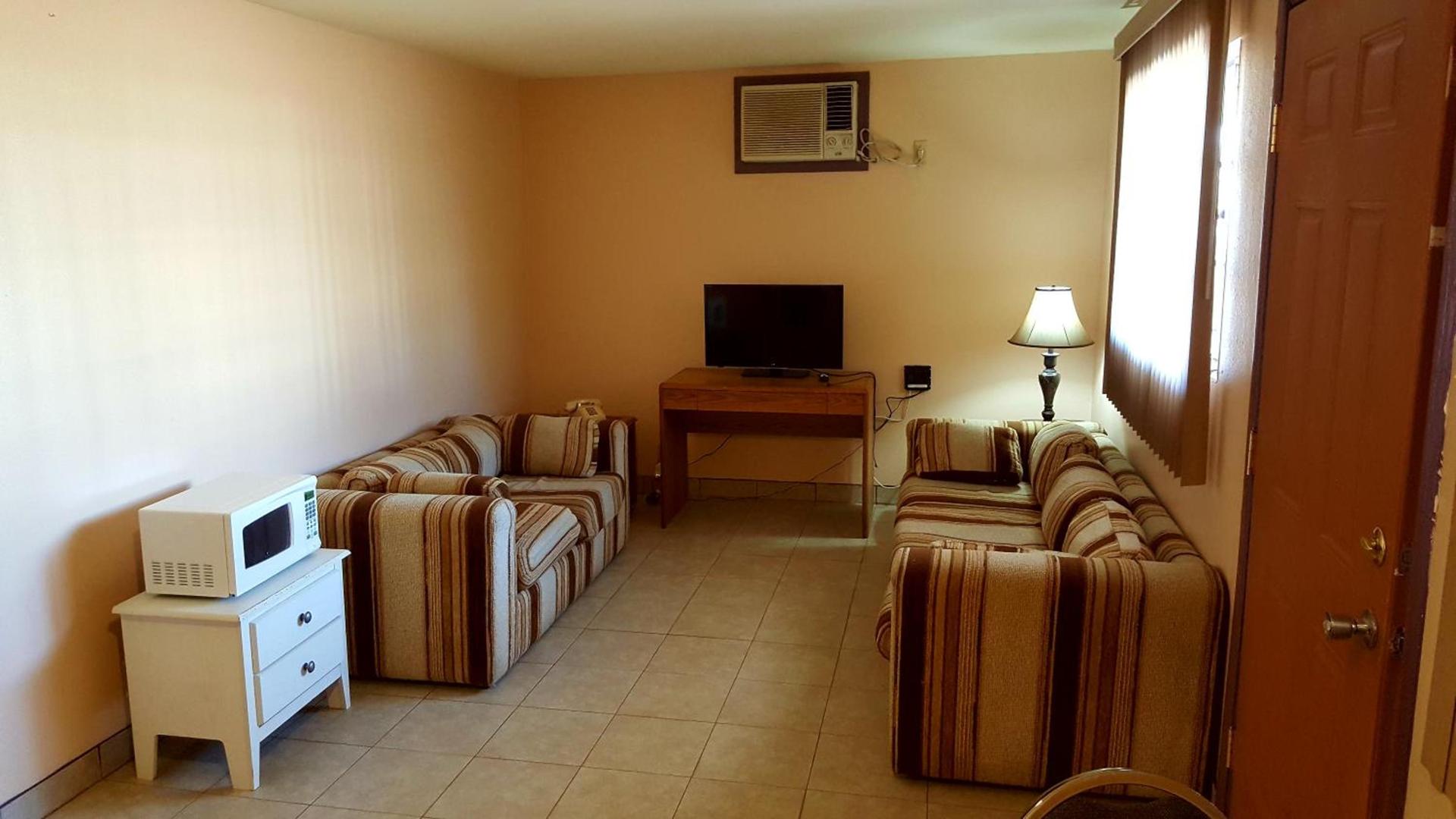 Westernaire Motel photo 28