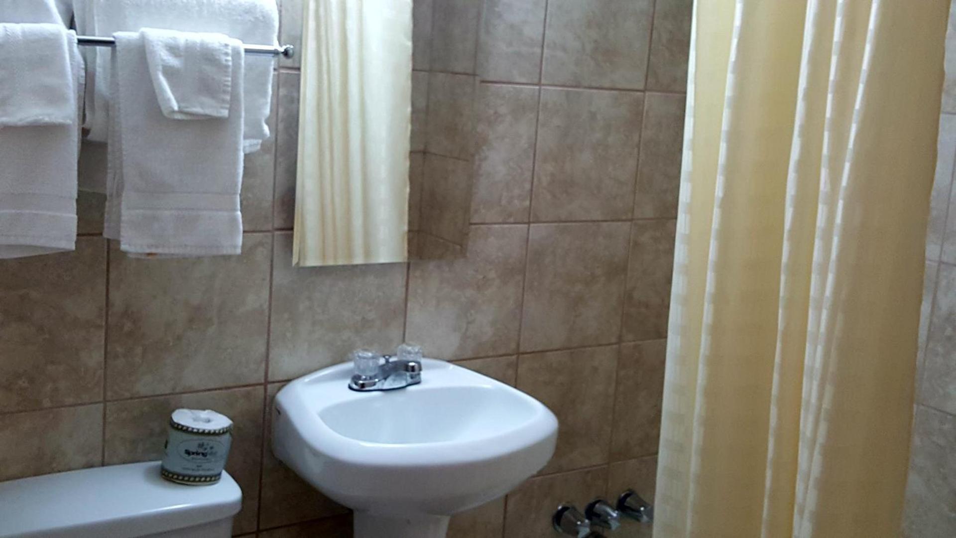 Westernaire Motel photo 31