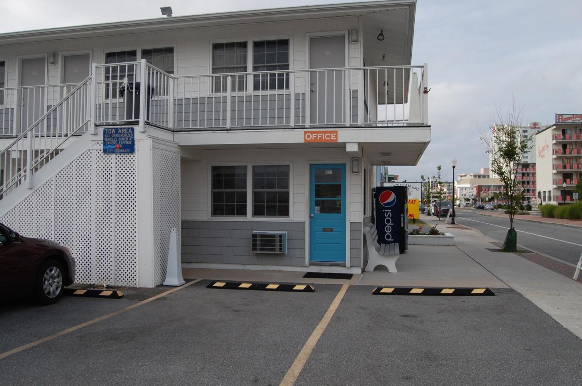 Sun 'n Fun Motel photo 13