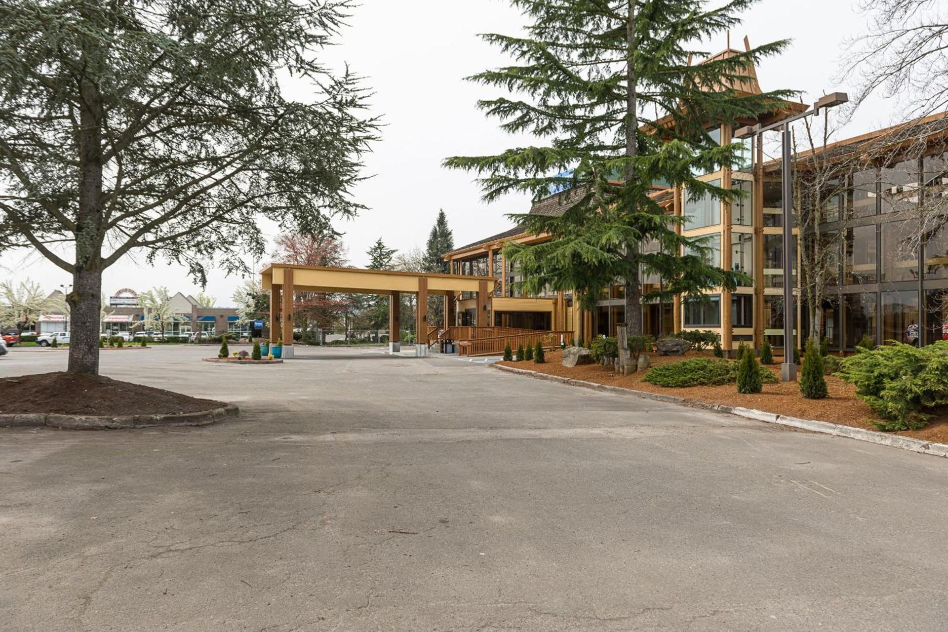 Rodeway Inn & Suites Portland - Jantzen Beach photo 2