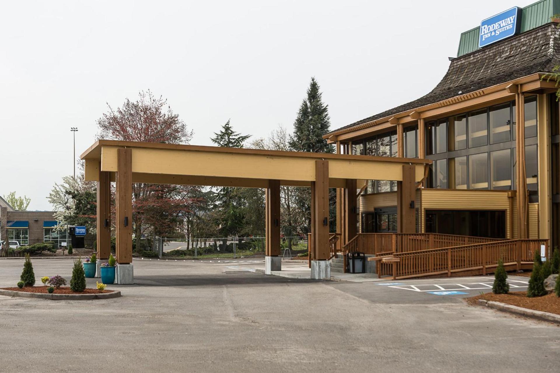 Rodeway Inn & Suites Portland - Jantzen Beach photo 4
