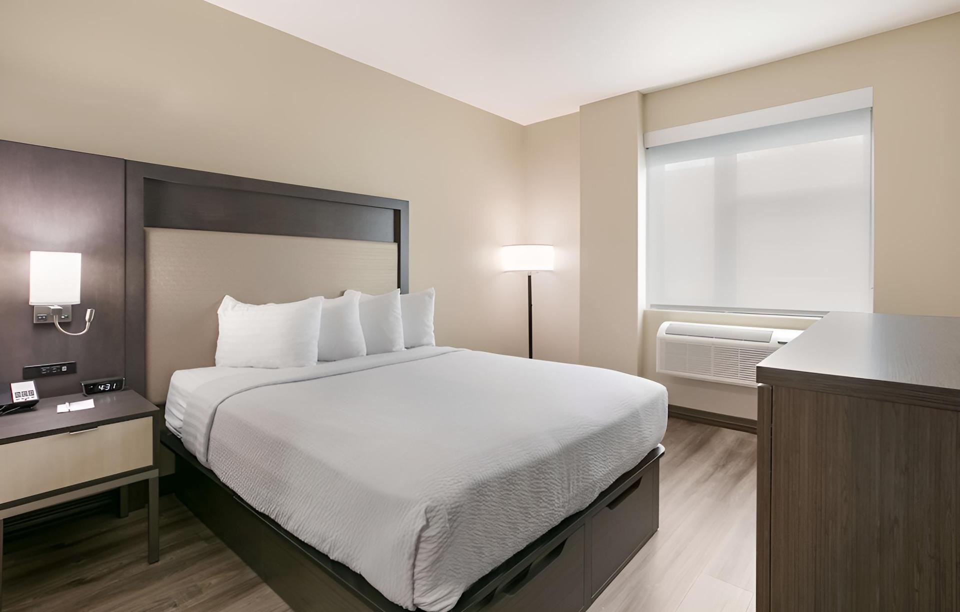 Best Western Plus Executive Residency Bronx photo 45