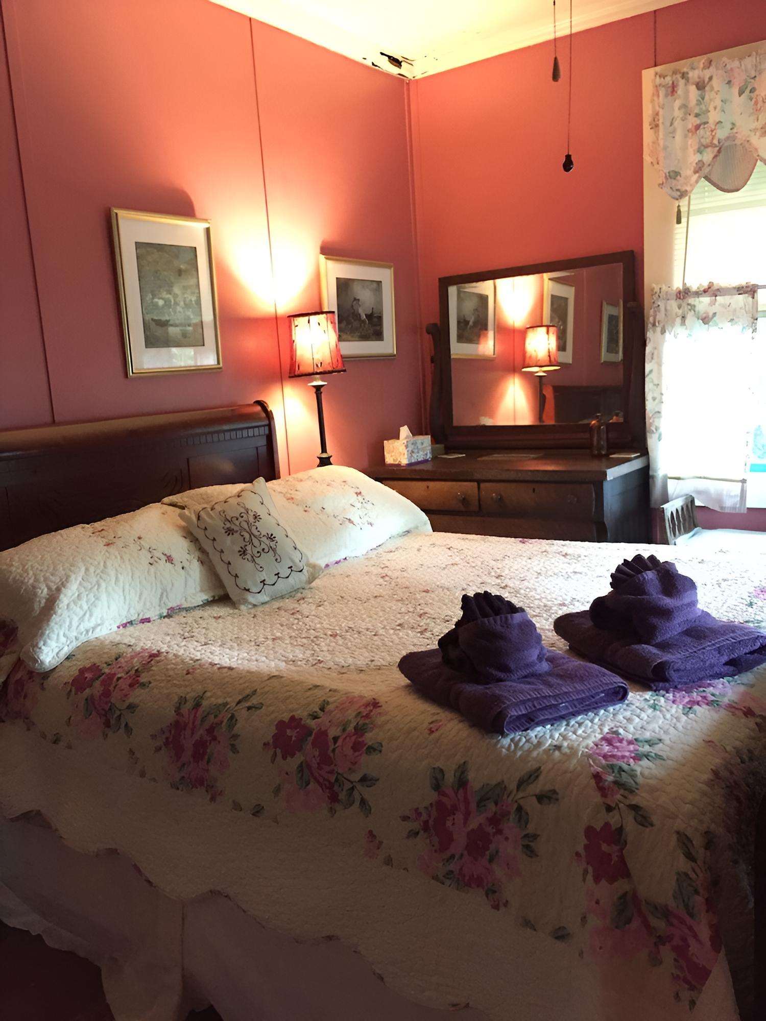 Maureen's Bed & Breakfast photo 8