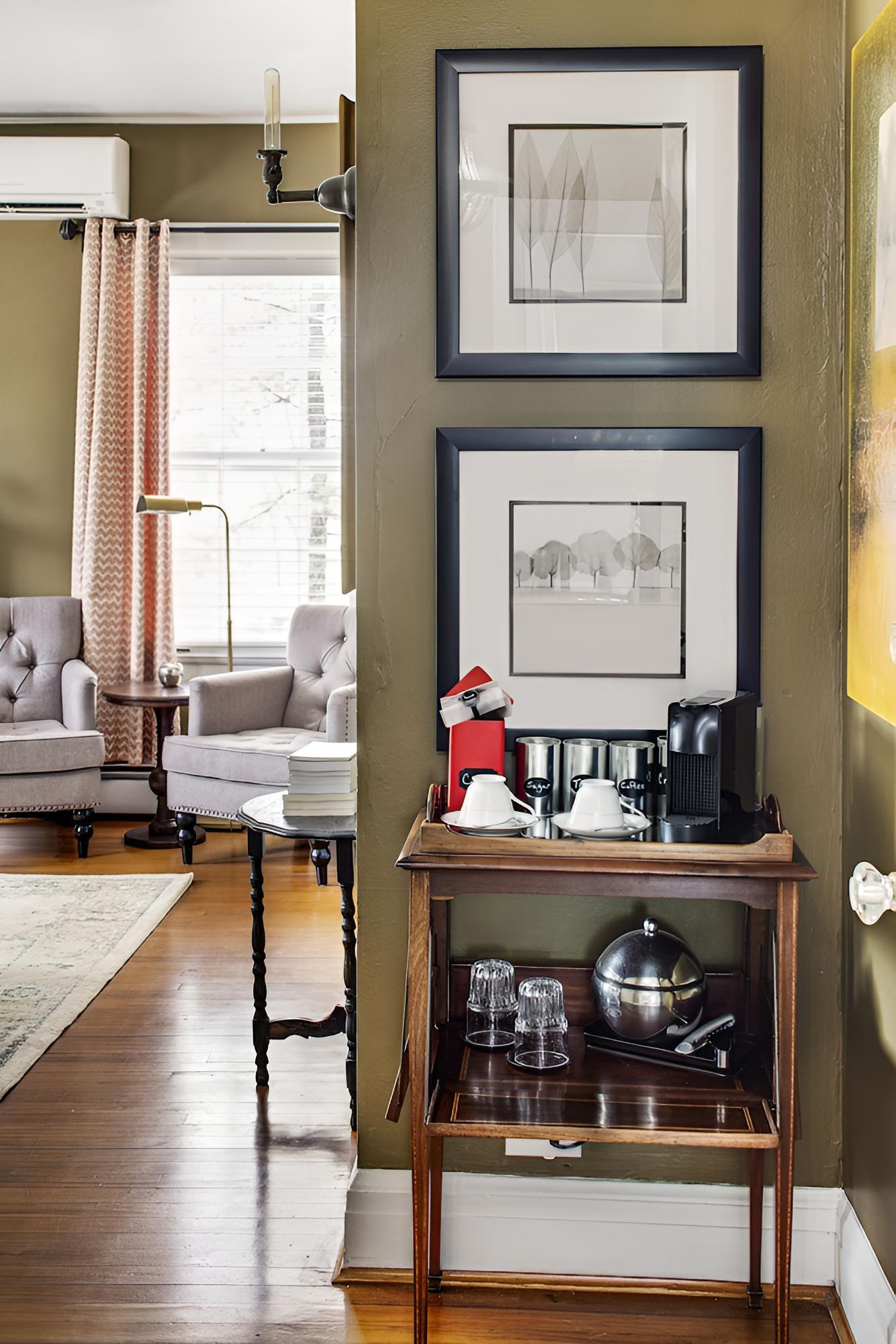 The Applewood Manor photo 13