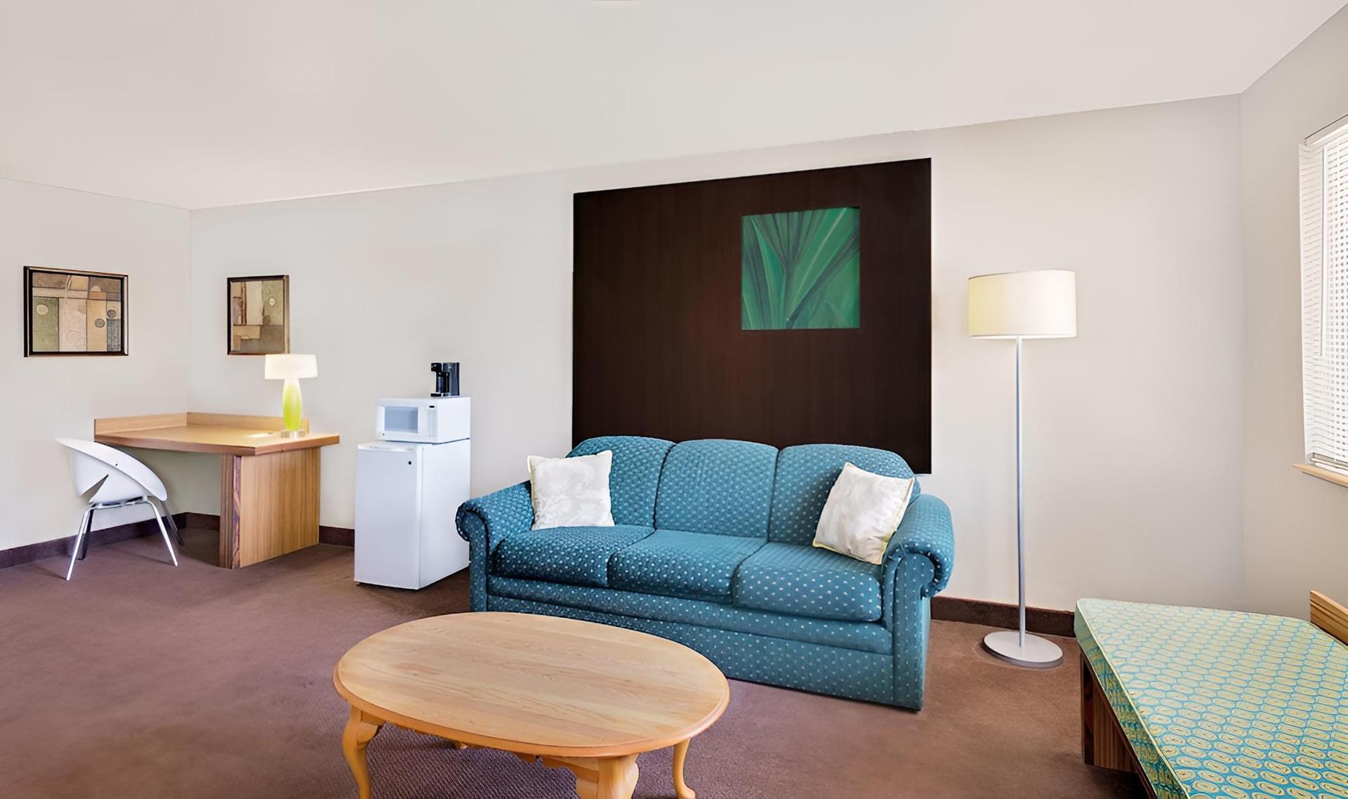 Super 8 by Wyndham Newburgh/West Point Near Stewart Airport photo 15