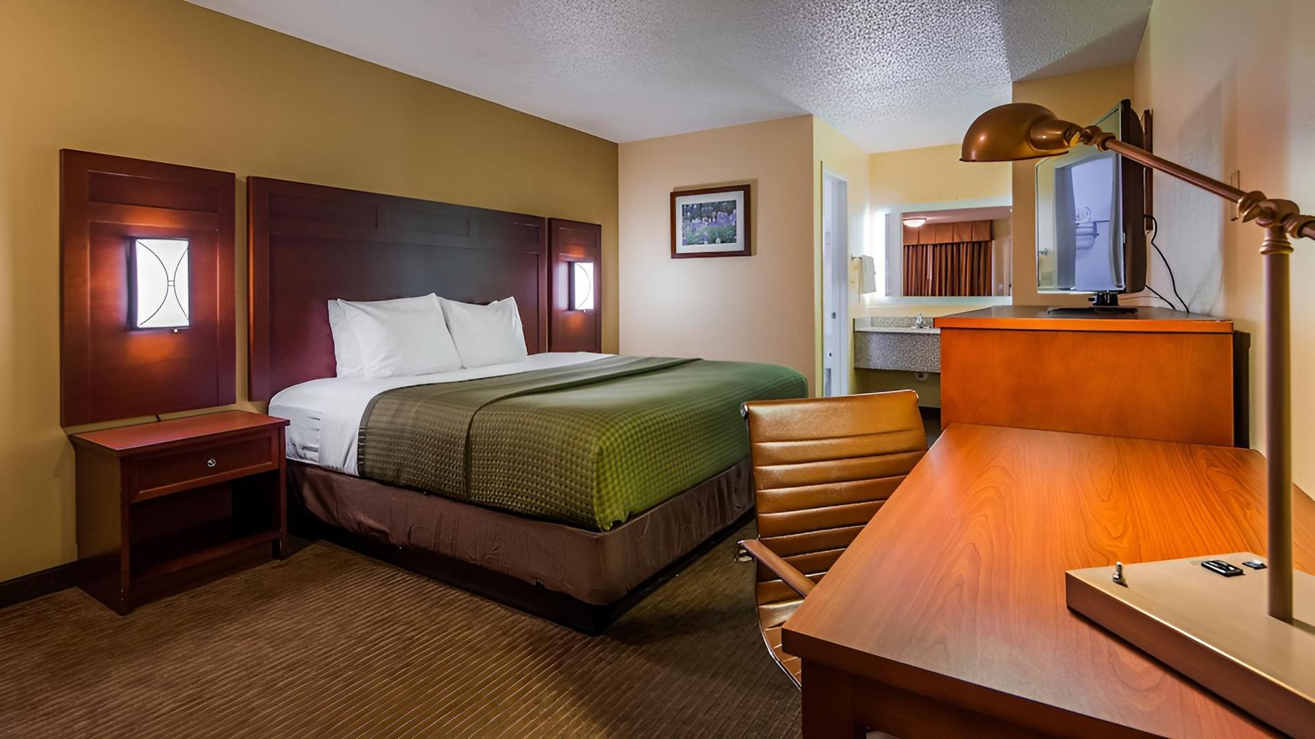 Best Western Llano photo 30