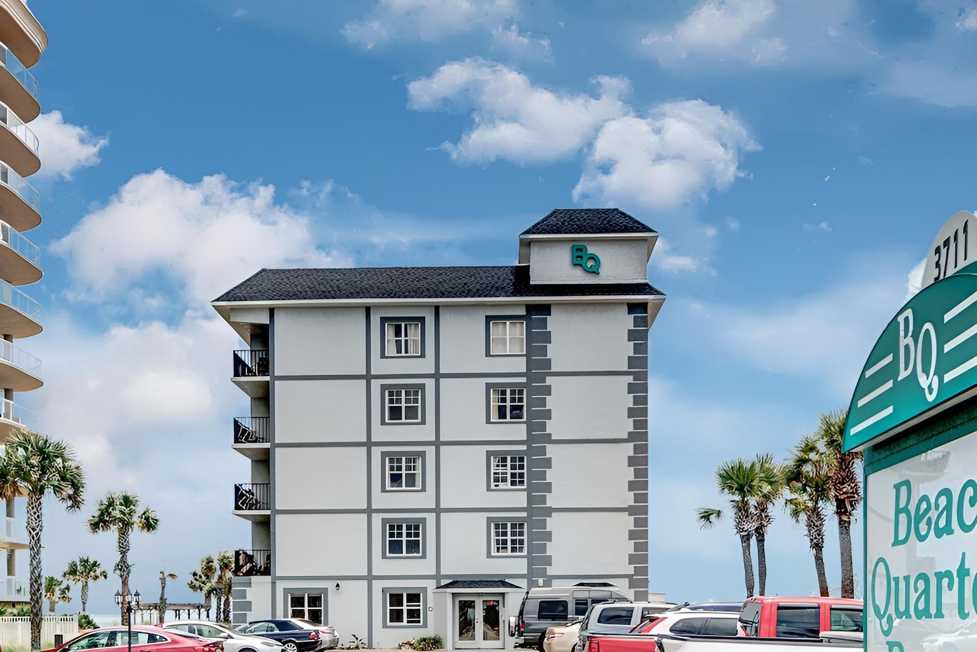 Beach Quarters Daytona photo 22