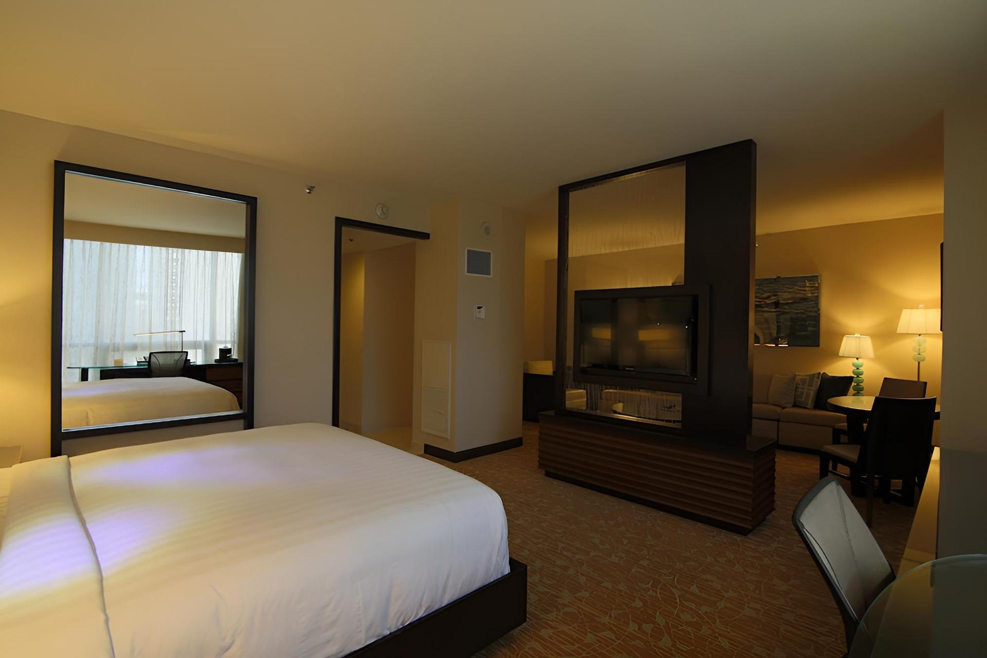 The LA Grand Hotel Downtown photo 6
