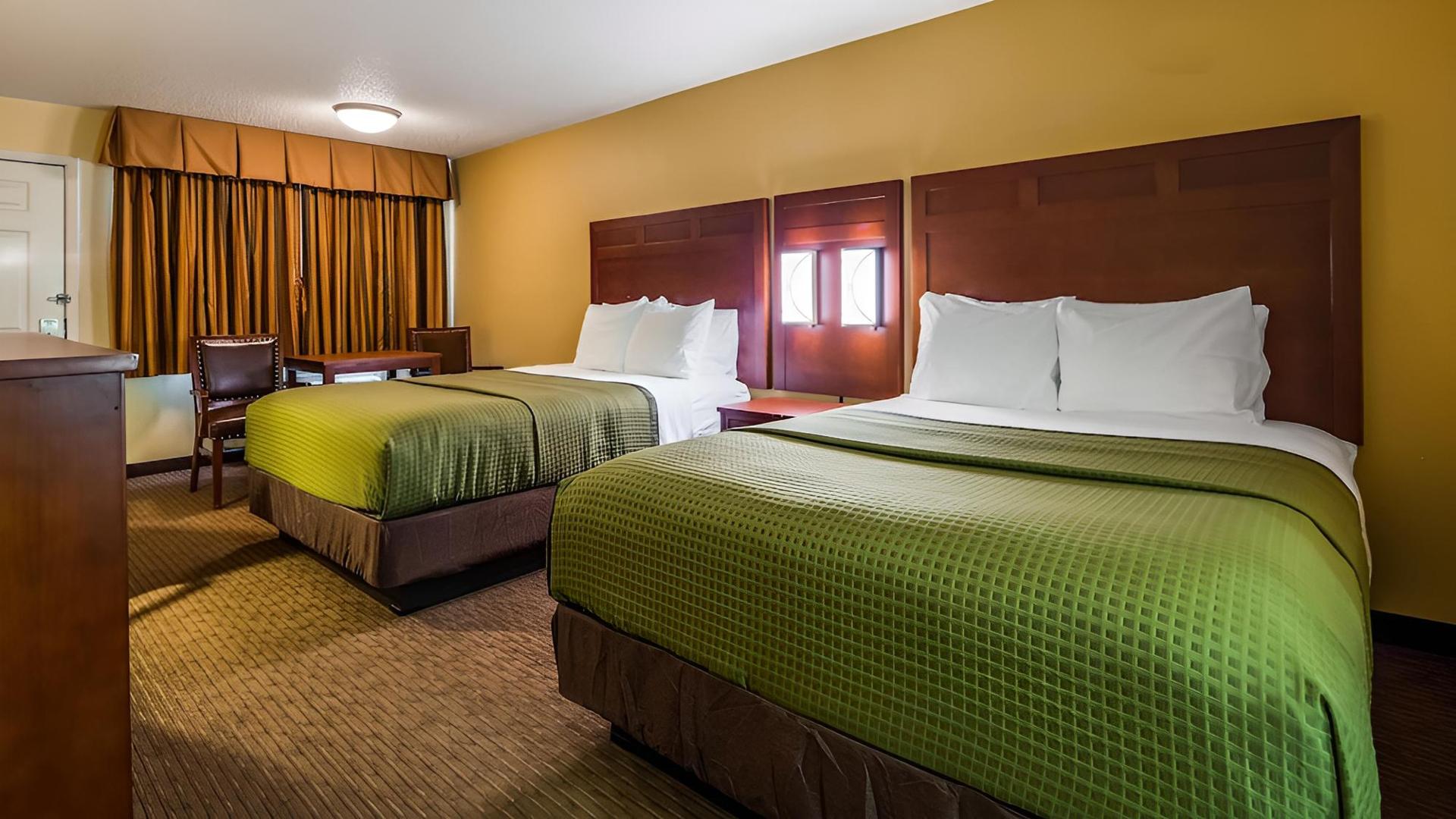 Best Western Llano photo 23