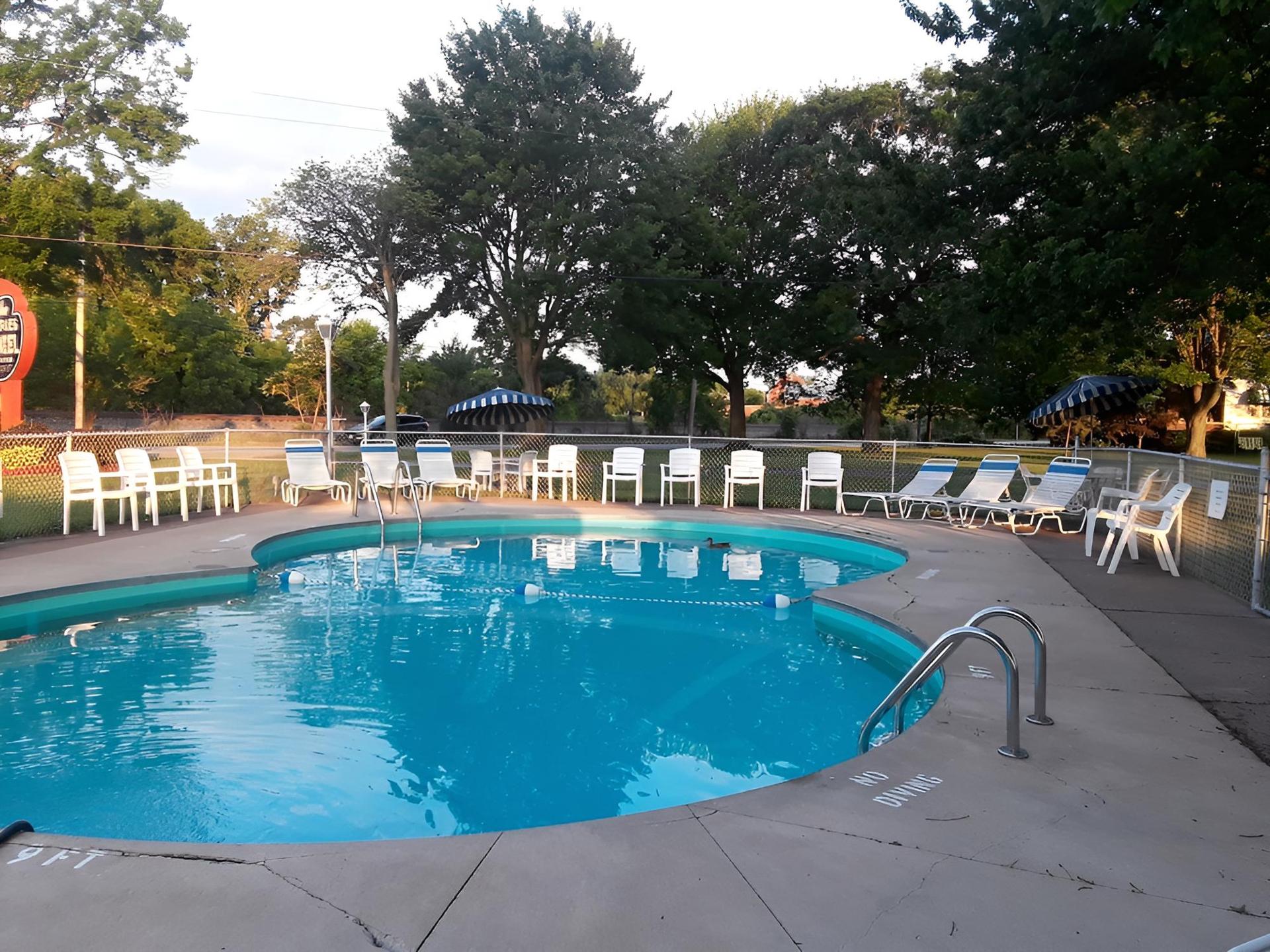 Maples Motel photo 6