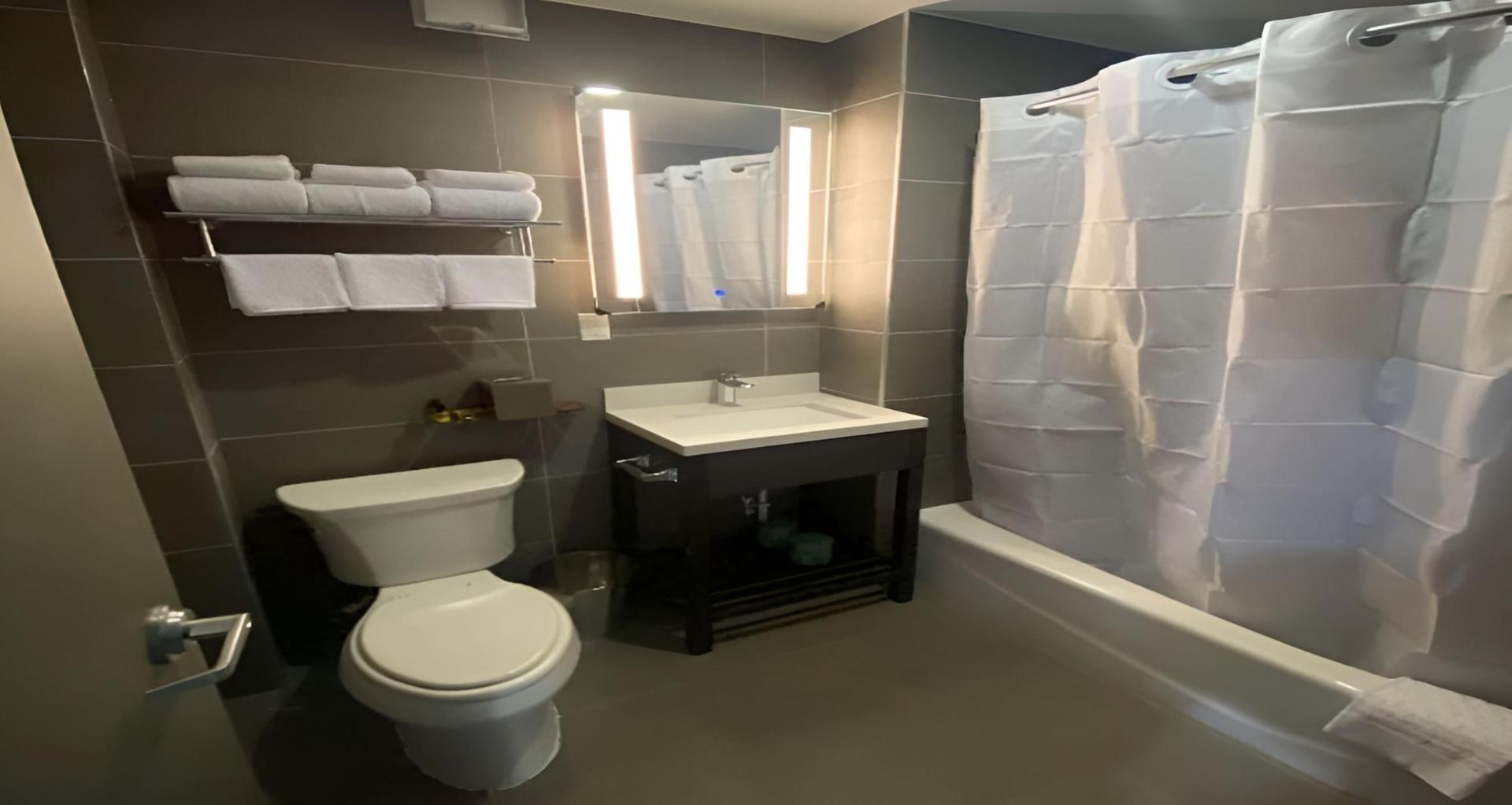 Best Western Plus City Line Hotel photo 13