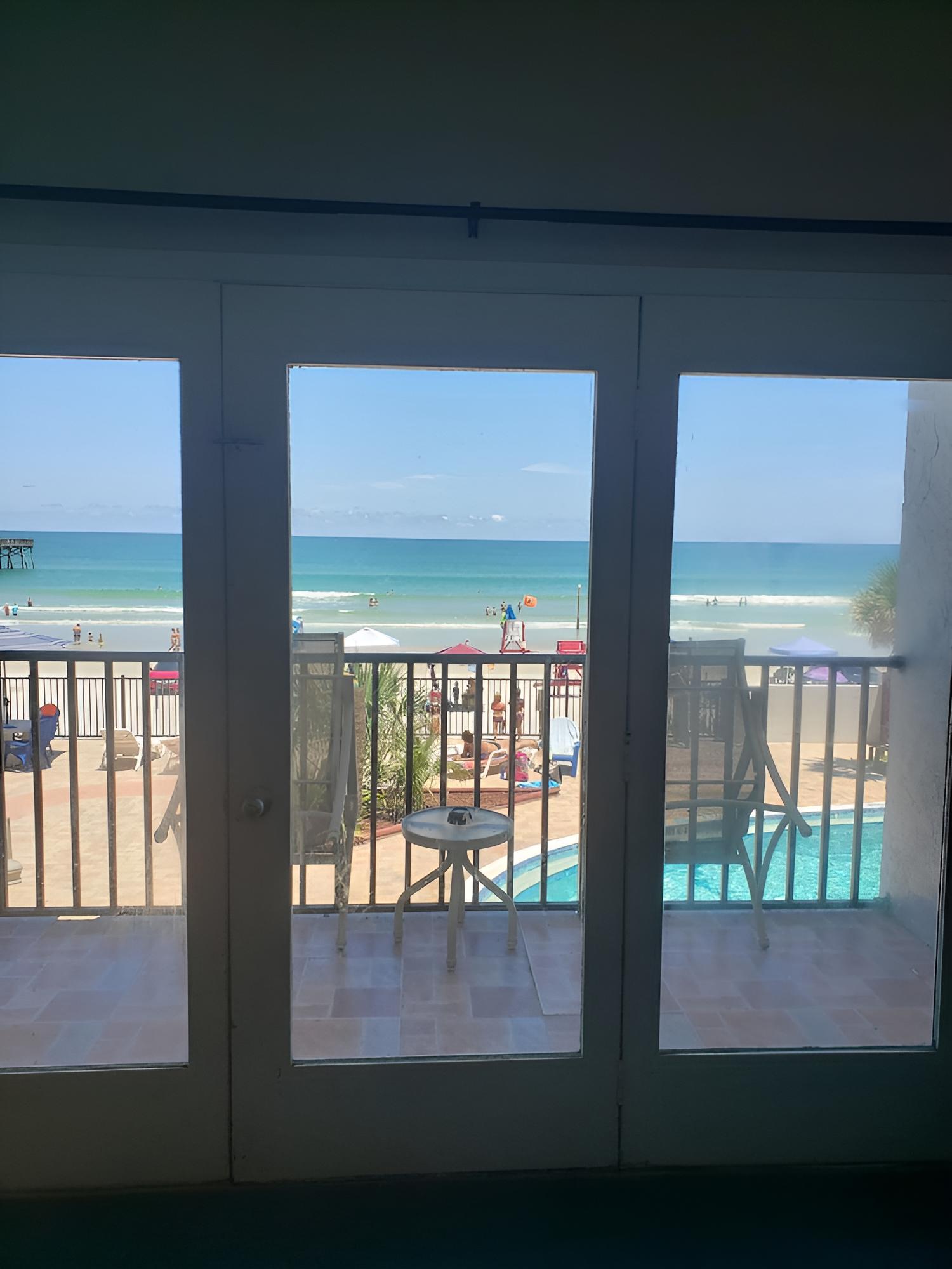 Beach Quarters Daytona photo 41