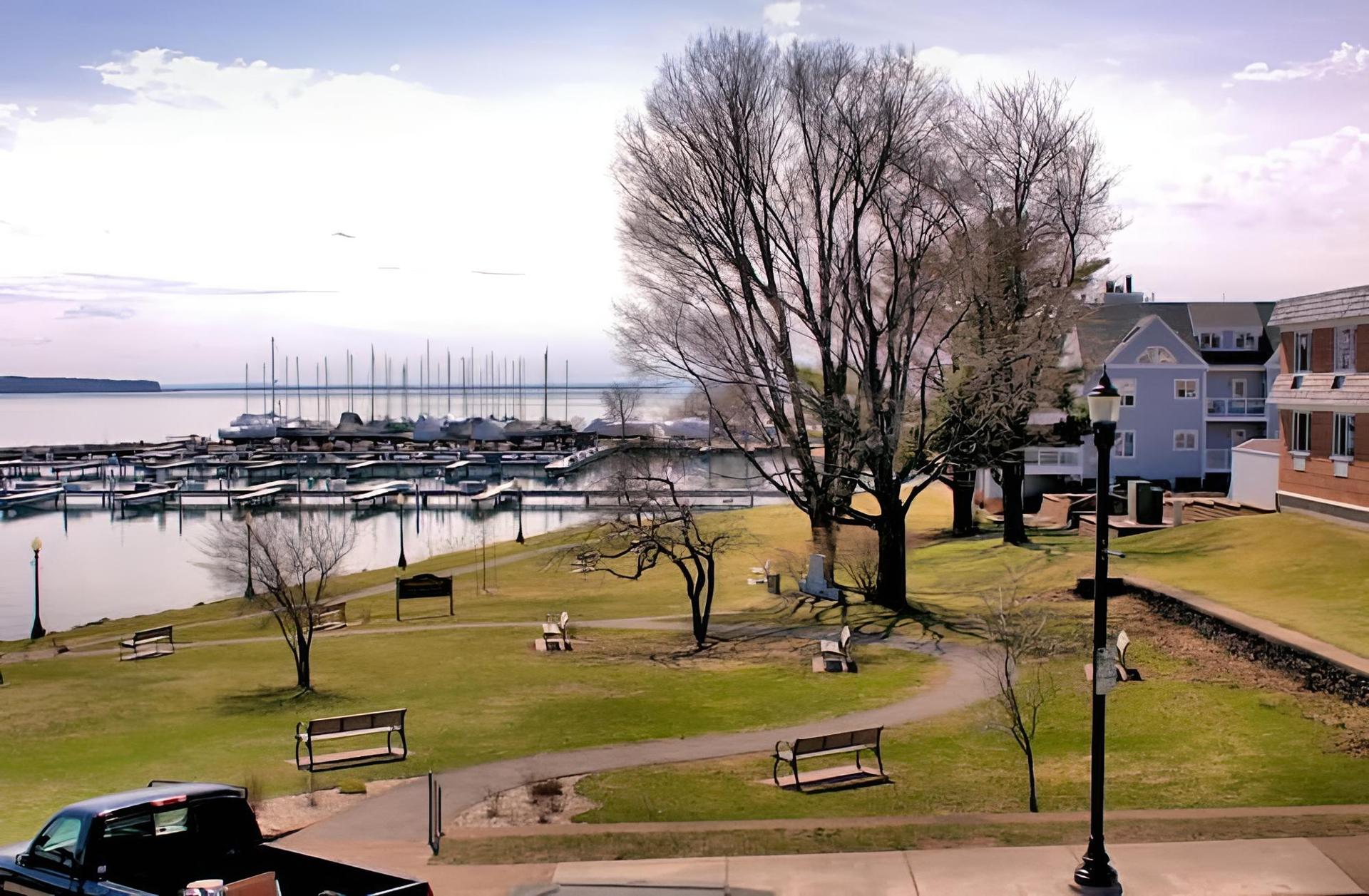 Pier Plaza Lodging photo 5