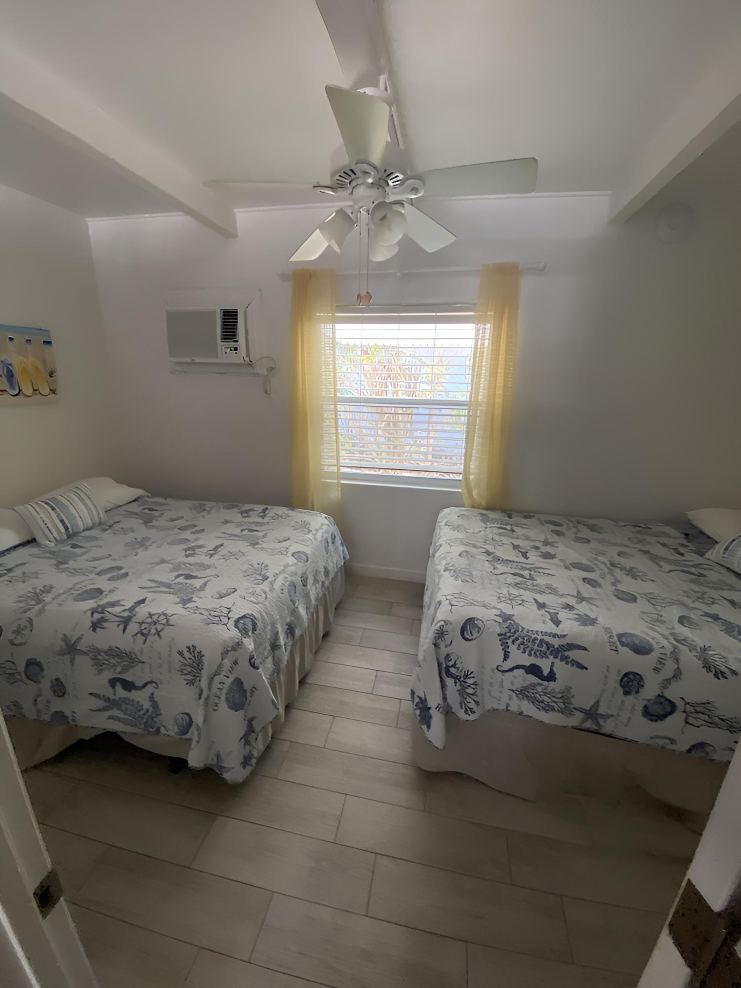 Tropical Winds Motel & Cottages photo 39