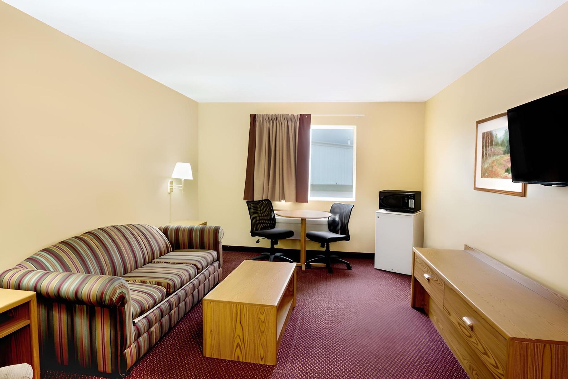 Super 8 by Wyndham Crete photo 3