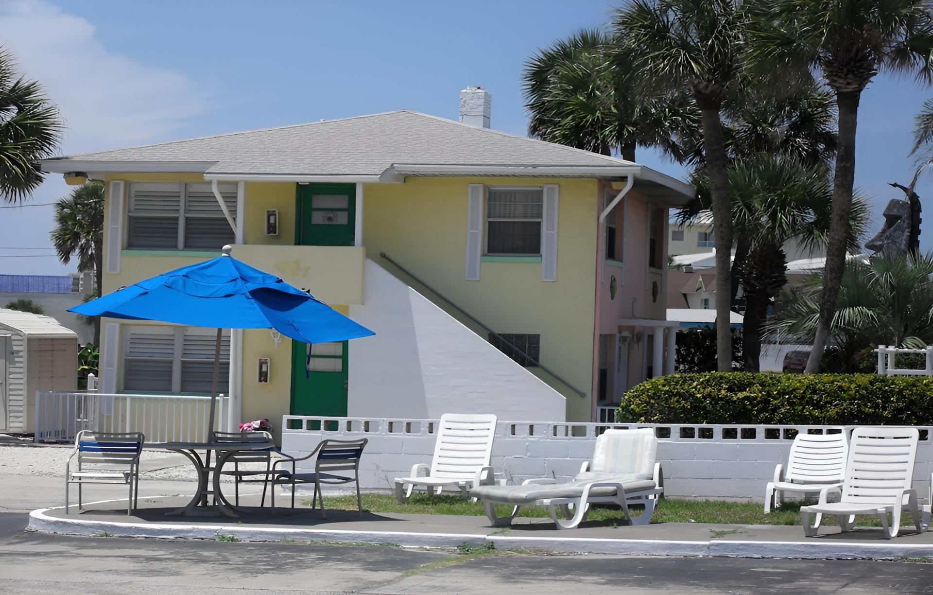 Shore Winds Motel photo 13