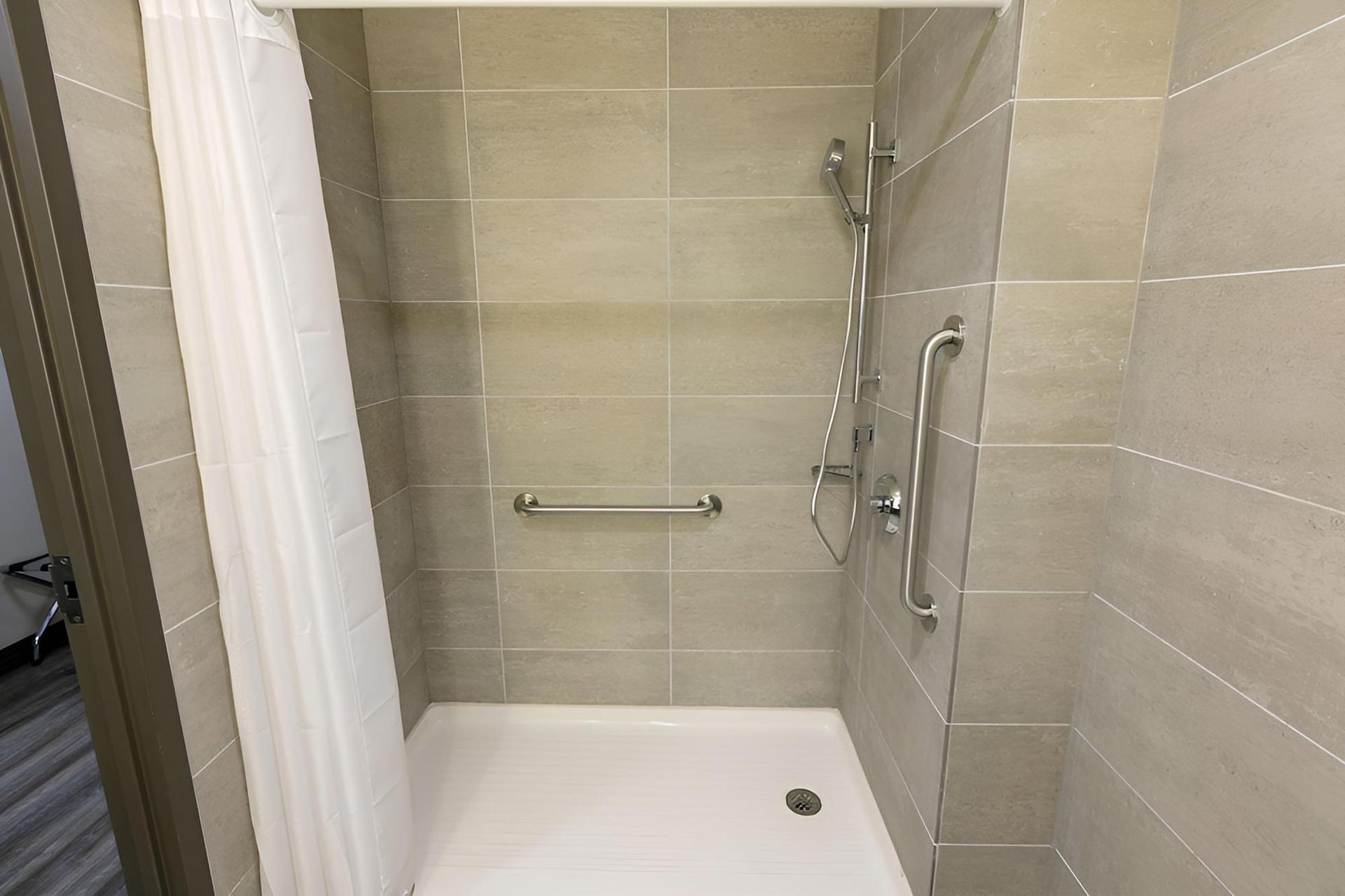 Best Western Plus Executive Residency Bronx photo 12