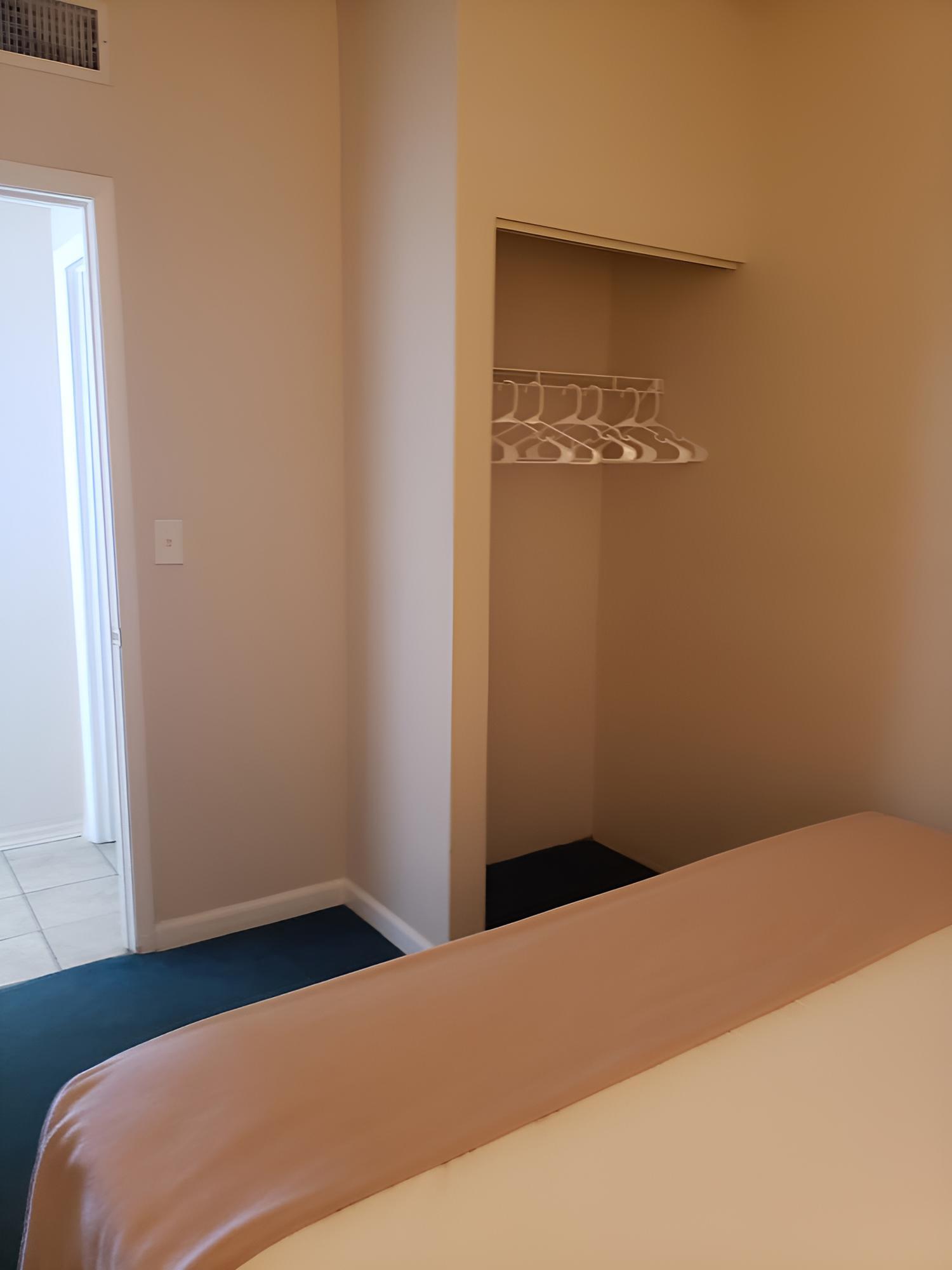 Beach Quarters Daytona photo 17