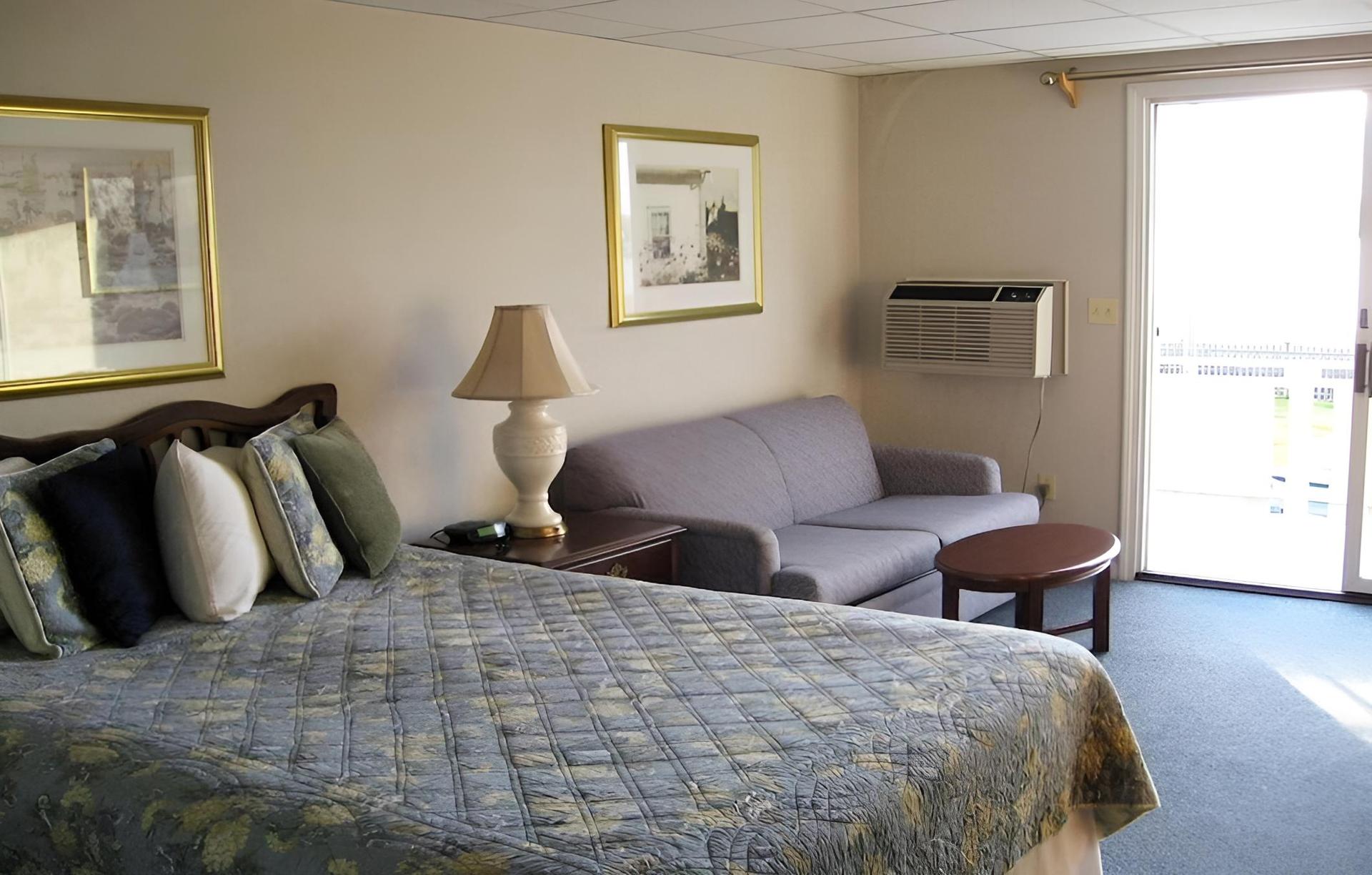 Sea Whale Motel photo 10