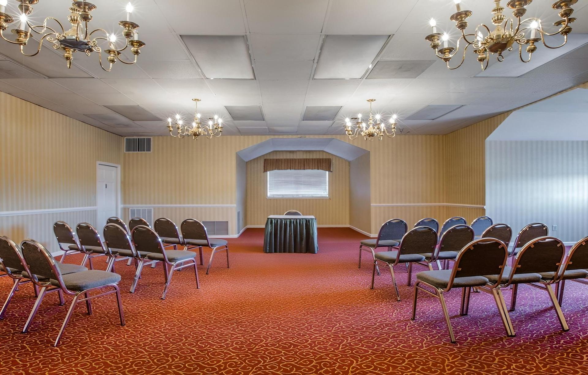 Clarion Suites Augusta photo 19