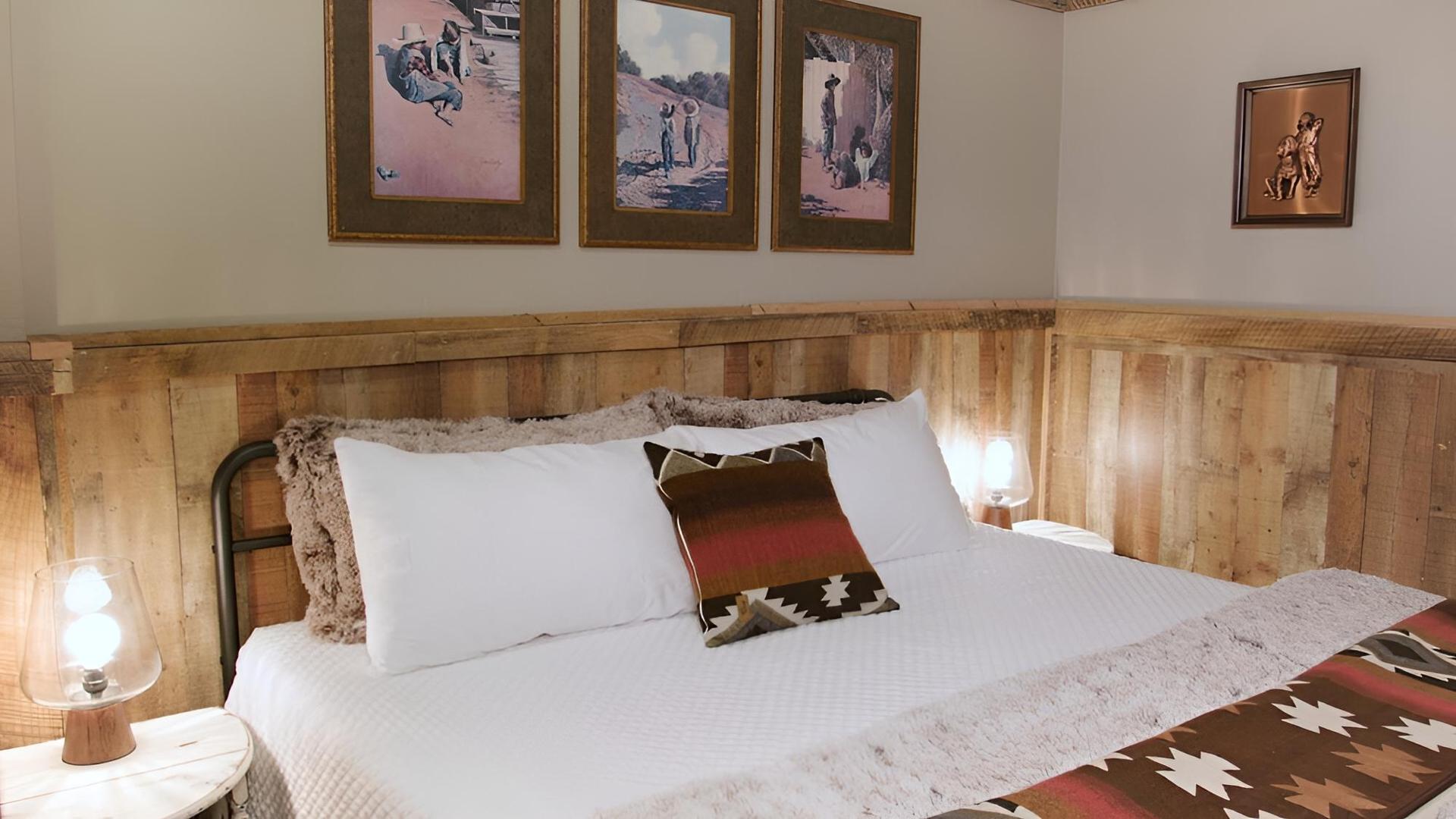 Arthur Murray's Motel photo 58